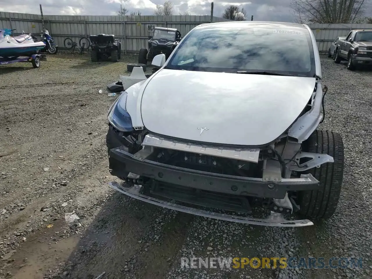 5 Photograph of a damaged car 7SAYGDEE7PF887797 TESLA MODEL Y 2023