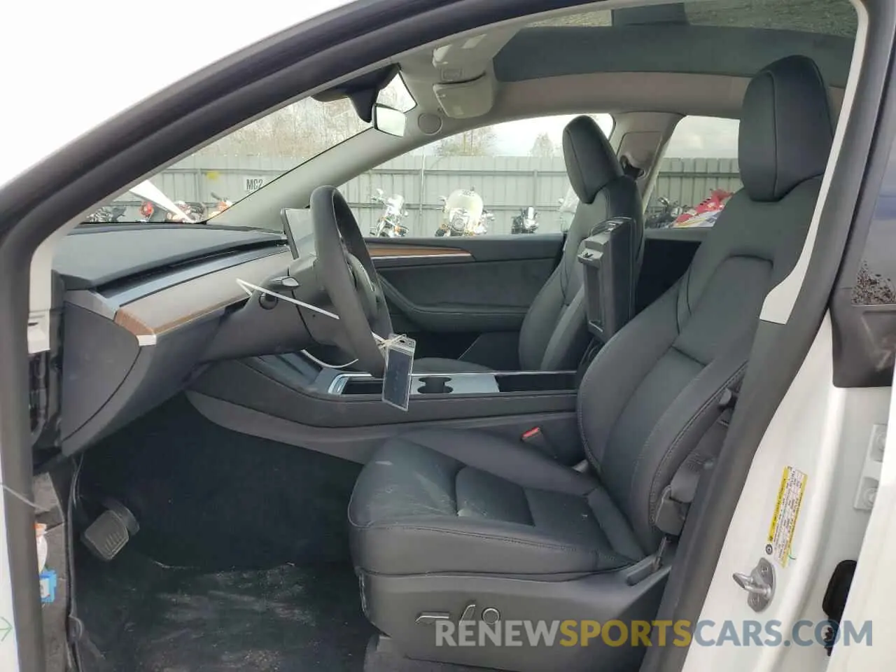 7 Photograph of a damaged car 7SAYGDEE7PF887797 TESLA MODEL Y 2023