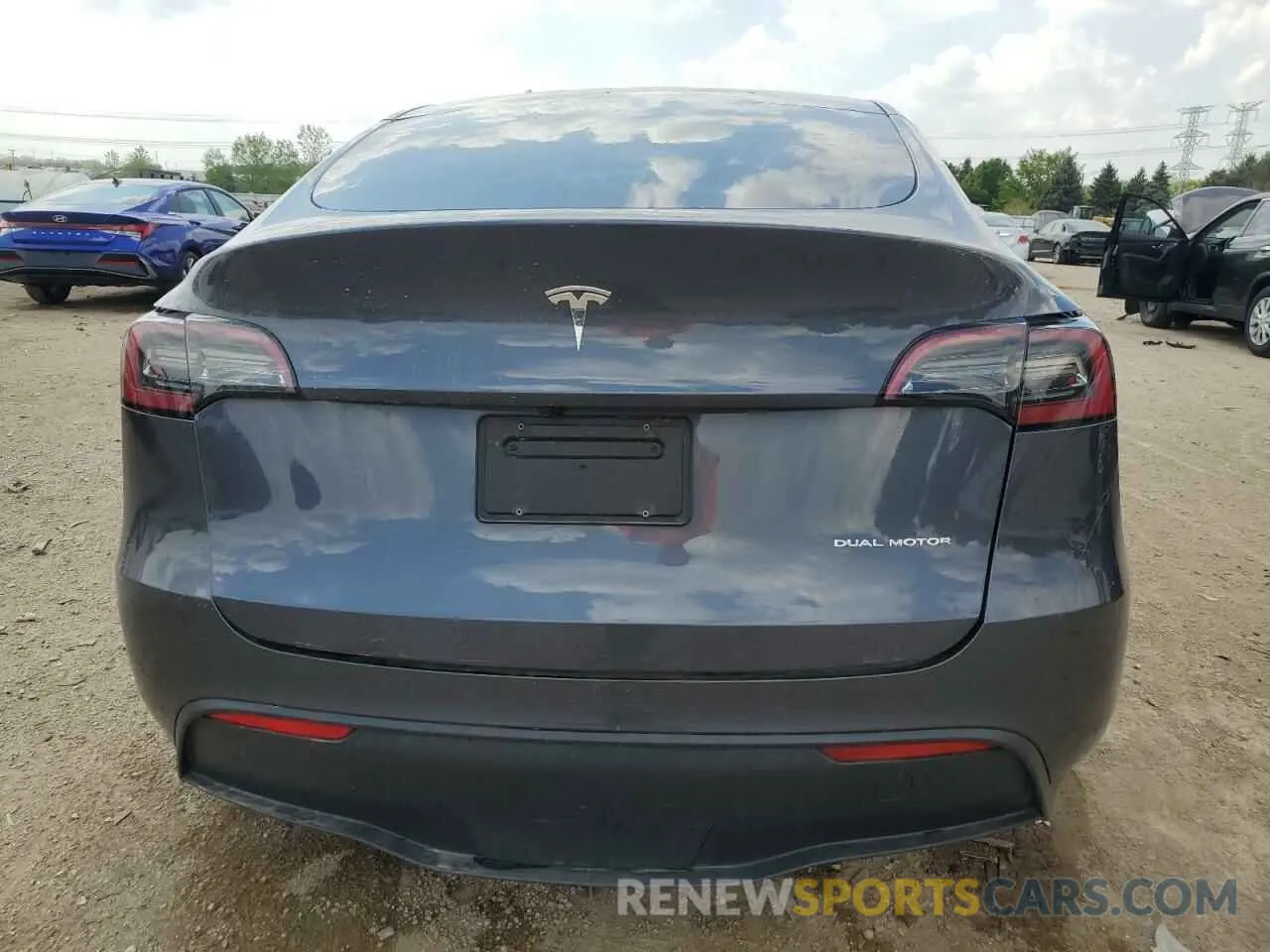 6 Photograph of a damaged car 7SAYGDEE7PF893020 TESLA MODEL Y 2023
