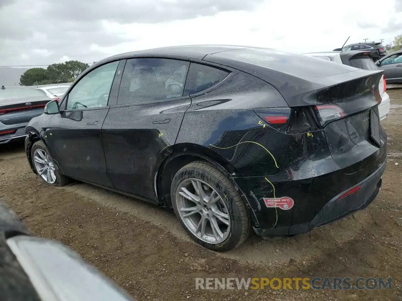 2 Photograph of a damaged car 7SAYGDEE7PF903027 TESLA MODEL Y 2023