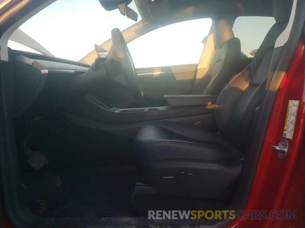 7 Photograph of a damaged car 7SAYGDEE7PF910060 TESLA MODEL Y 2023