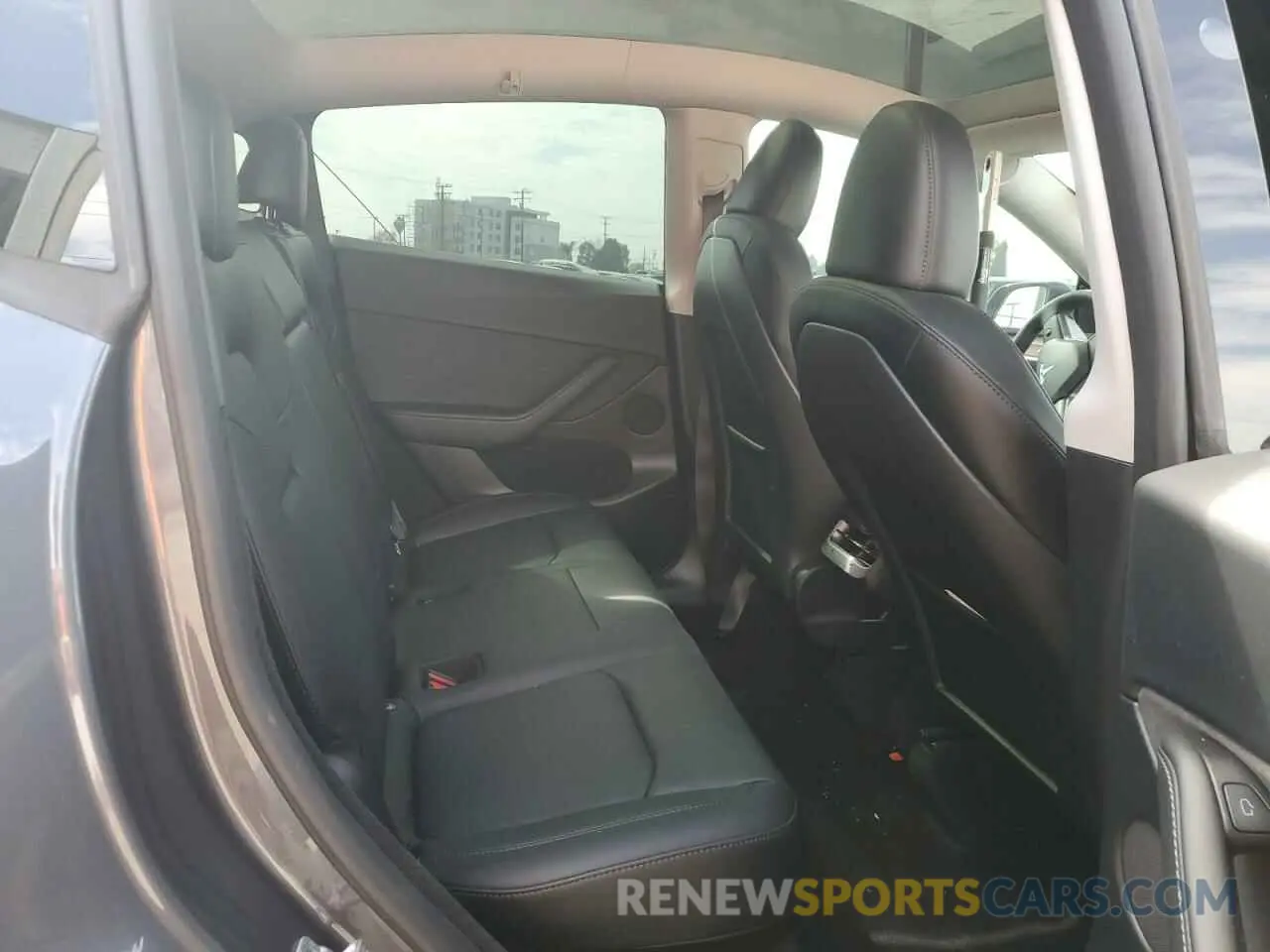 11 Photograph of a damaged car 7SAYGDEE7PF921057 TESLA MODEL Y 2023