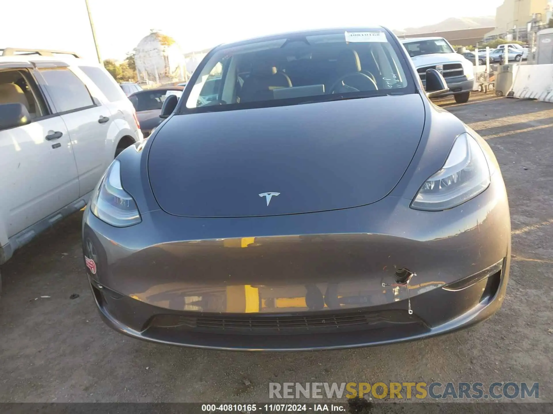 11 Photograph of a damaged car 7SAYGDEE7PF929045 TESLA MODEL Y 2023