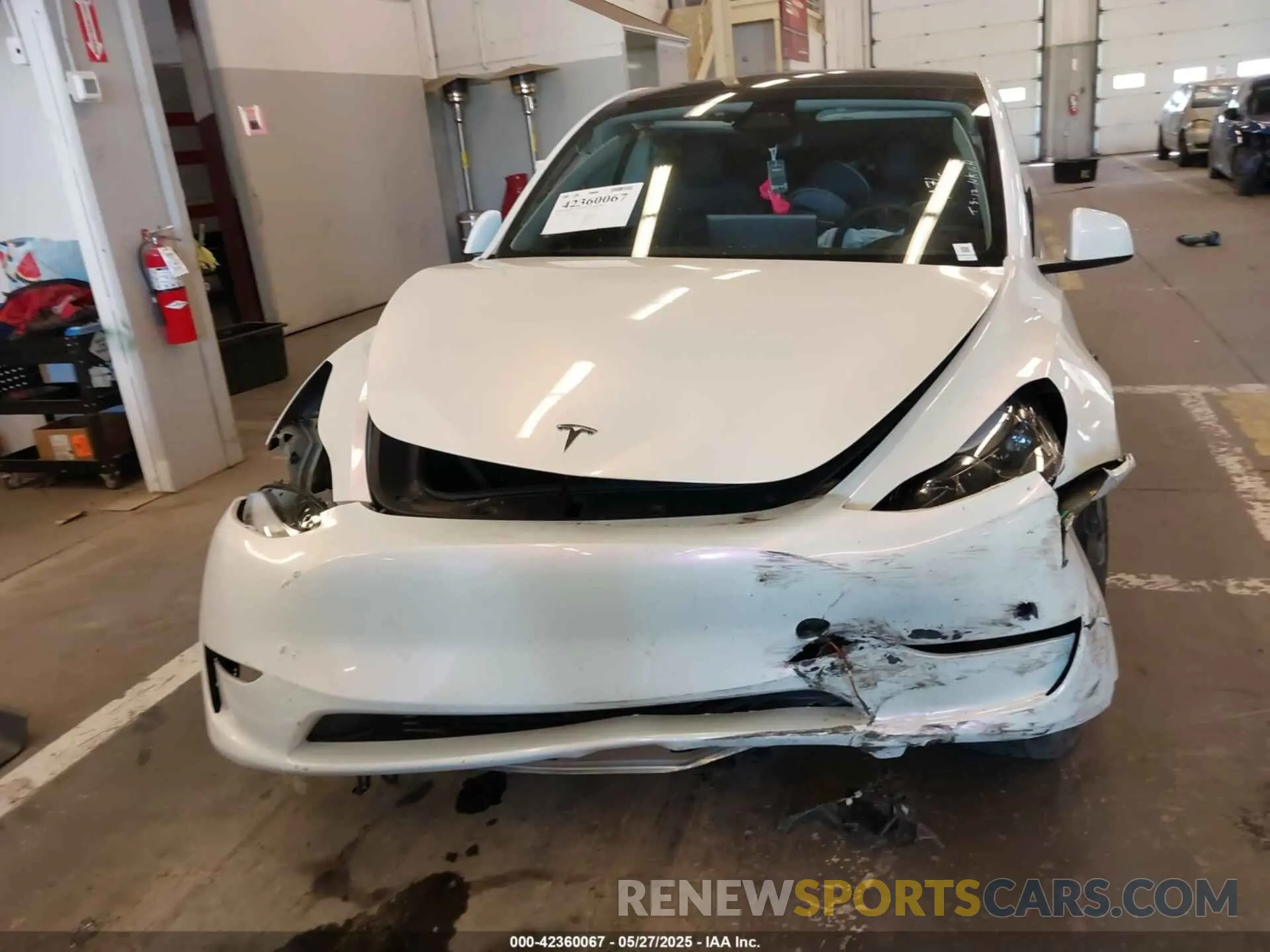 12 Photograph of a damaged car 7SAYGDEE7PF936772 TESLA MODEL Y 2023