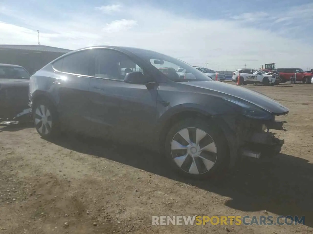 4 Photograph of a damaged car 7SAYGDEE7PF965446 TESLA MODEL Y 2023