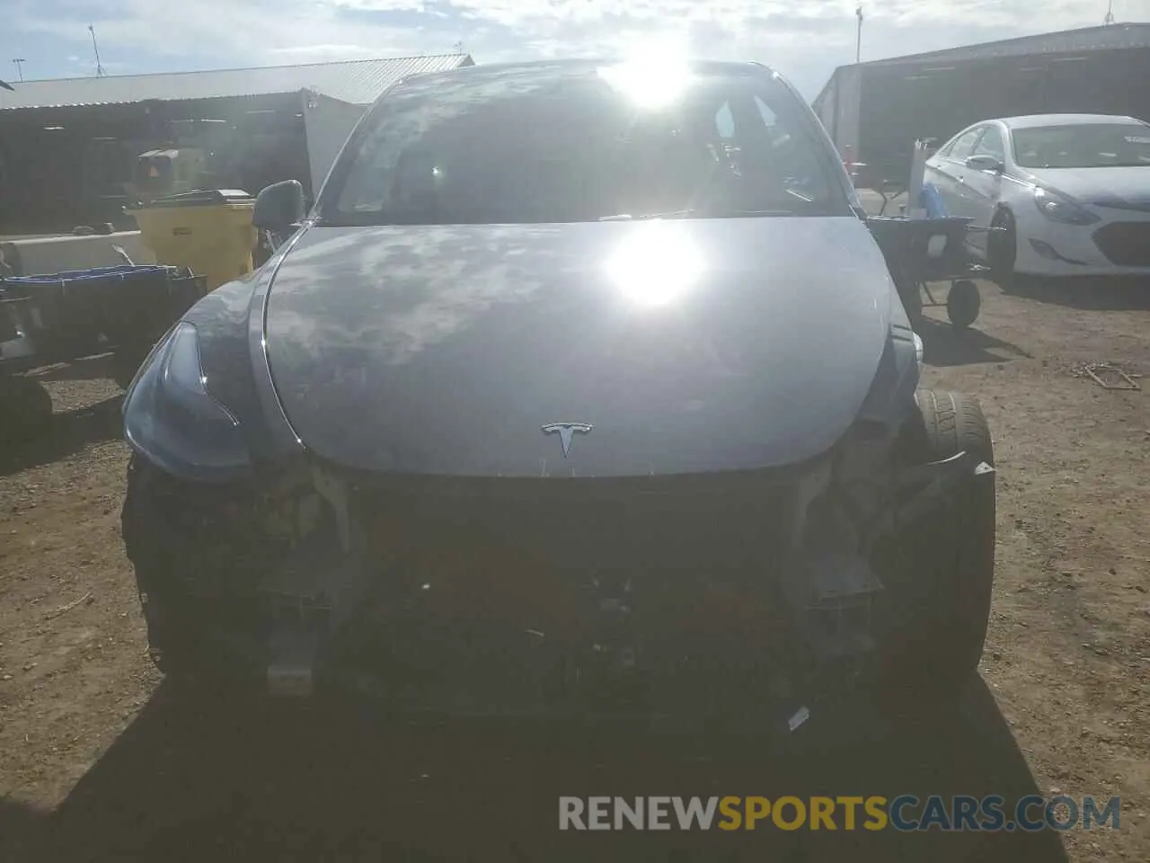 5 Photograph of a damaged car 7SAYGDEE7PF965446 TESLA MODEL Y 2023