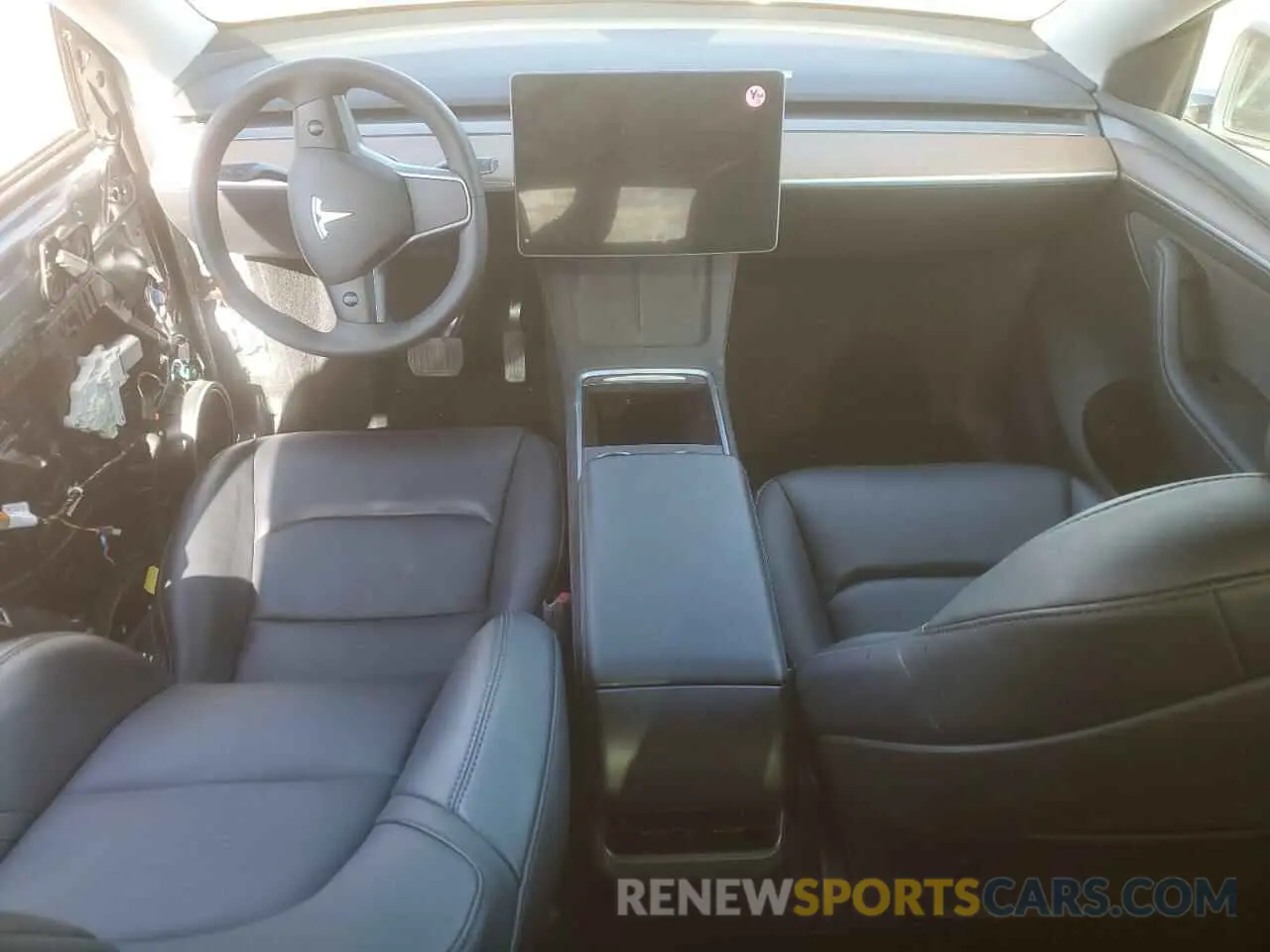 8 Photograph of a damaged car 7SAYGDEE7PF965446 TESLA MODEL Y 2023