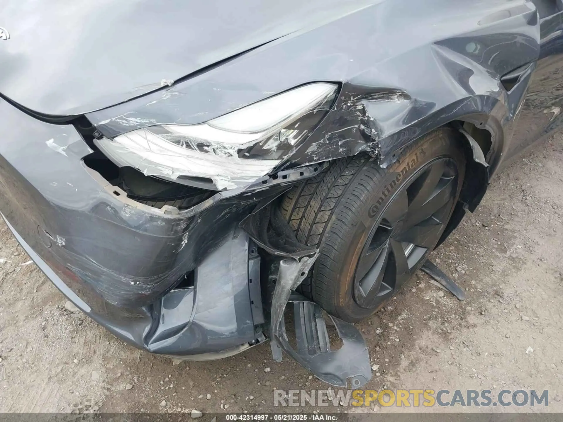 6 Photograph of a damaged car 7SAYGDEE8PA023354 TESLA MODEL Y 2023