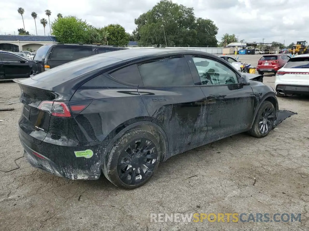 3 Photograph of a damaged car 7SAYGDEE8PA028098 TESLA MODEL Y 2023