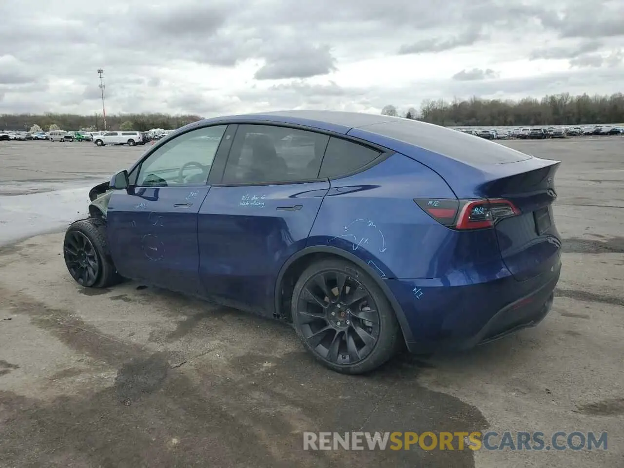 2 Photograph of a damaged car 7SAYGDEE8PA028179 TESLA MODEL Y 2023