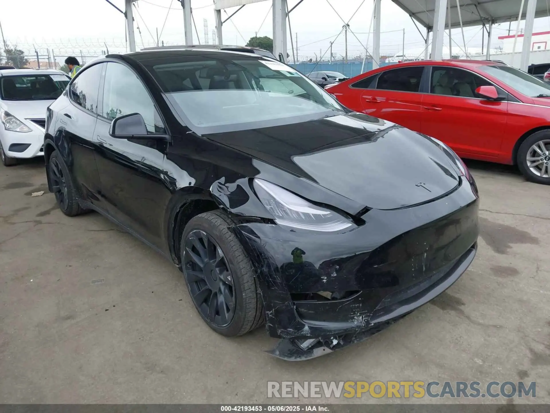 1 Photograph of a damaged car 7SAYGDEE8PA051798 TESLA MODEL Y 2023