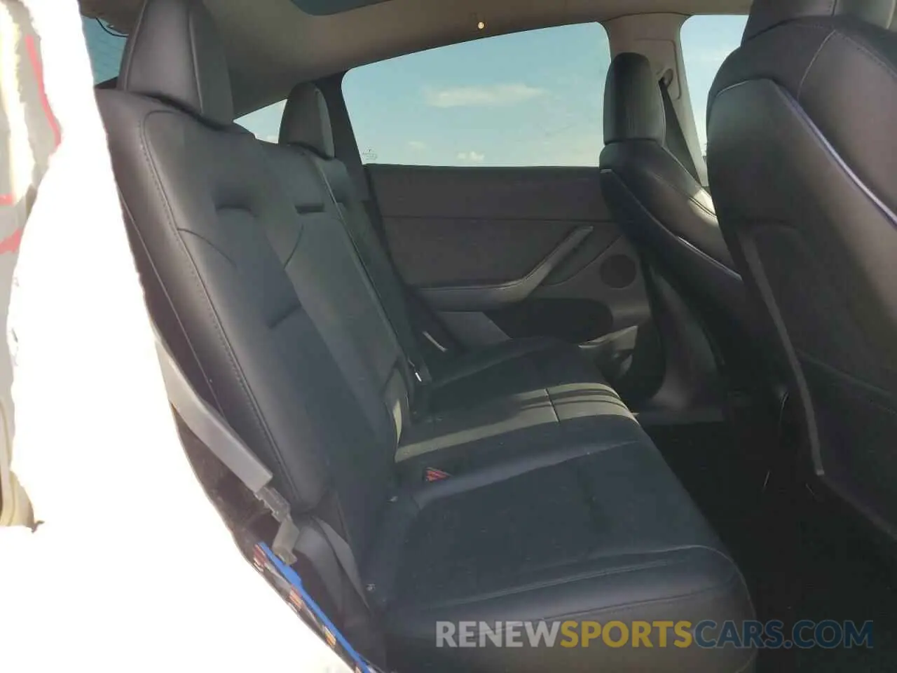 11 Photograph of a damaged car 7SAYGDEE8PA077799 TESLA MODEL Y 2023