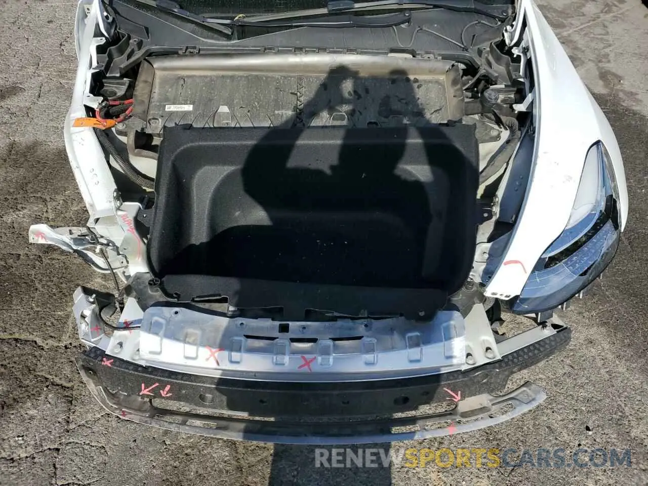 13 Photograph of a damaged car 7SAYGDEE8PA077799 TESLA MODEL Y 2023
