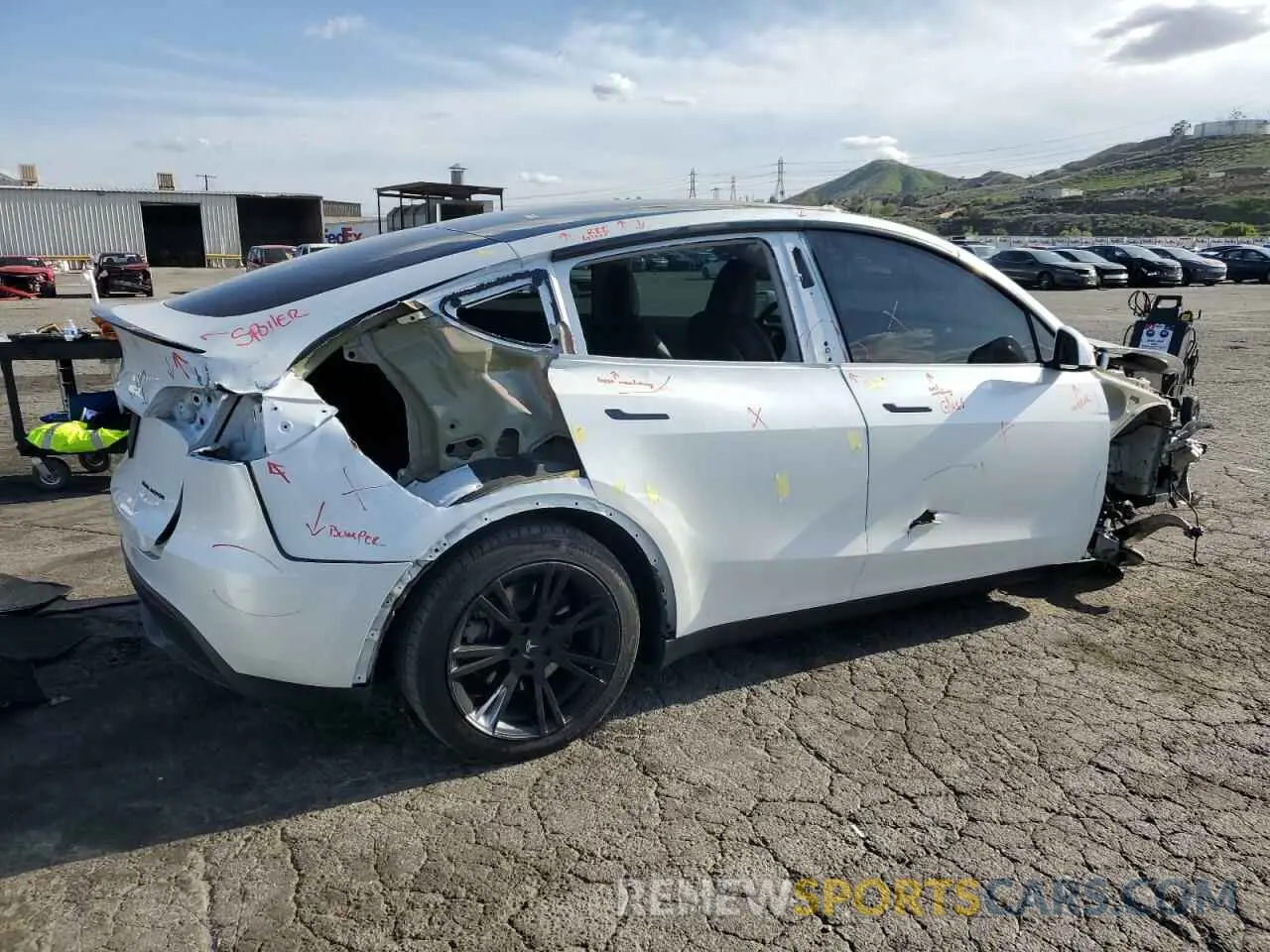 3 Photograph of a damaged car 7SAYGDEE8PA077799 TESLA MODEL Y 2023