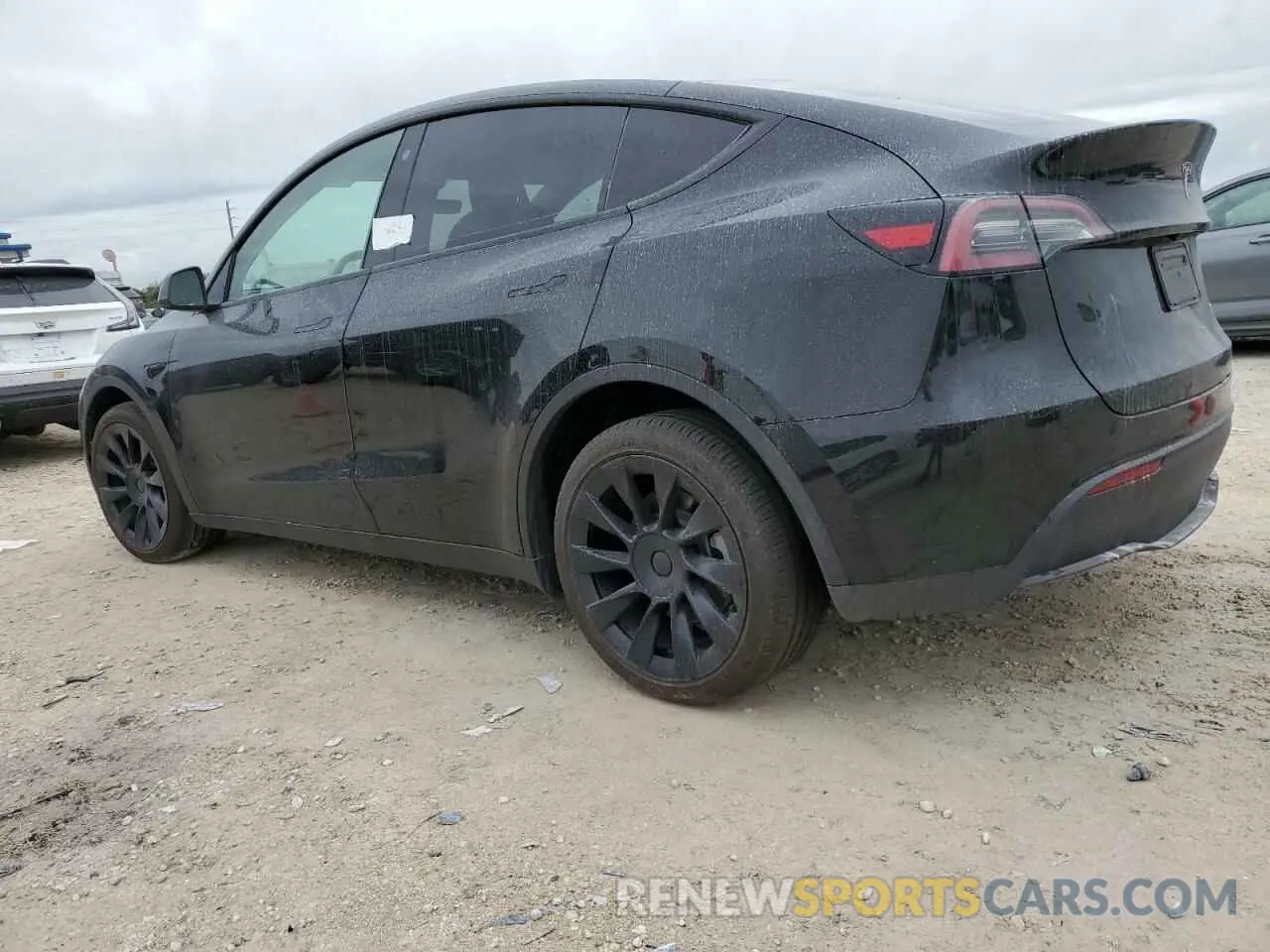 2 Photograph of a damaged car 7SAYGDEE8PA086812 TESLA MODEL Y 2023