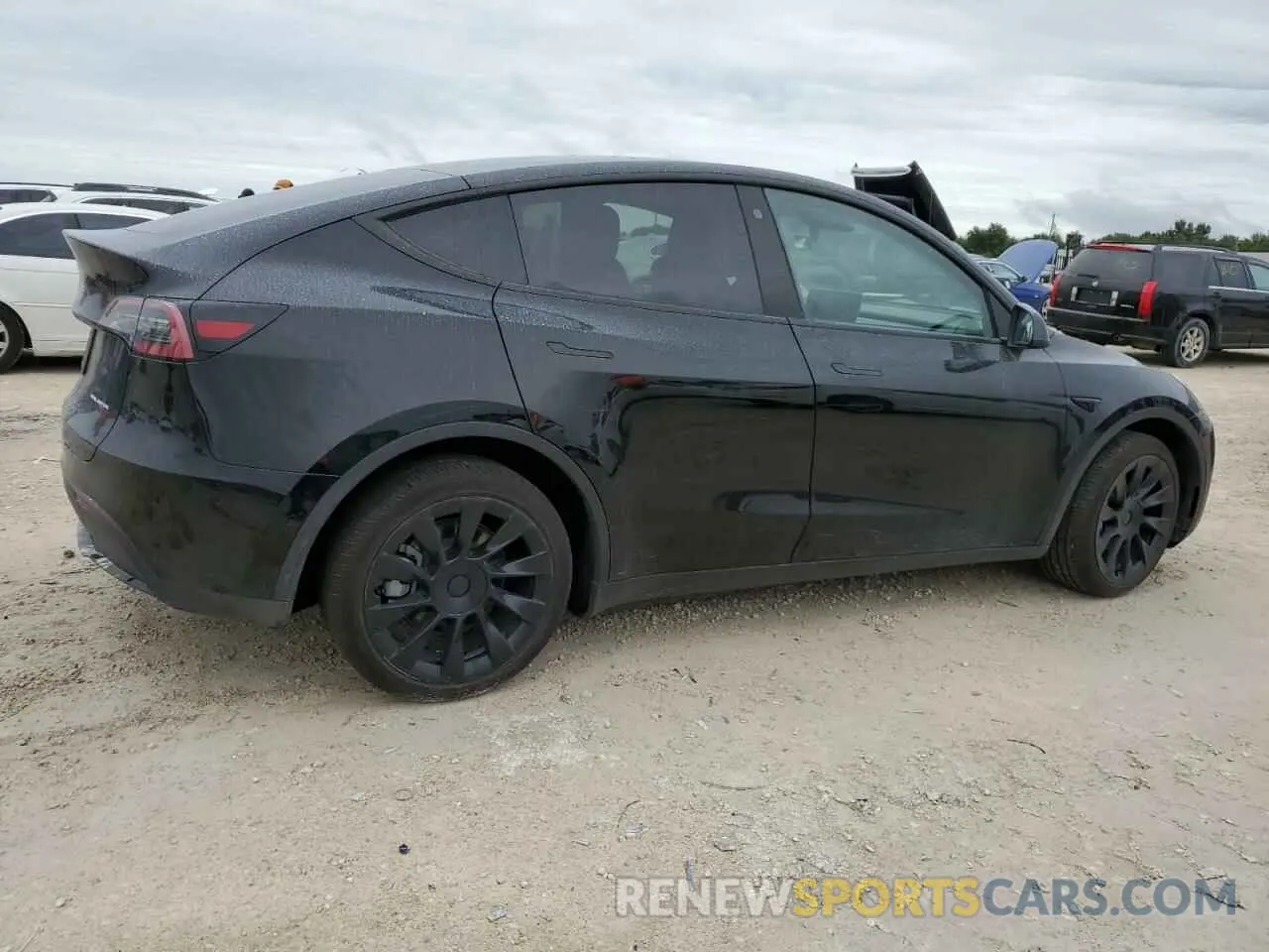3 Photograph of a damaged car 7SAYGDEE8PA086812 TESLA MODEL Y 2023