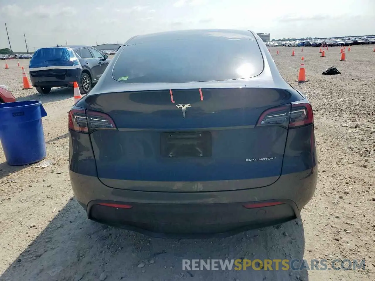 6 Photograph of a damaged car 7SAYGDEE8PA093260 TESLA MODEL Y 2023