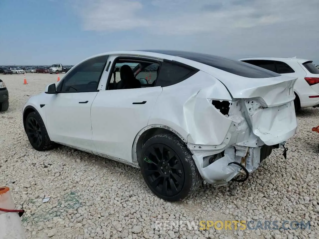 2 Photograph of a damaged car 7SAYGDEE8PA094120 TESLA MODEL Y 2023