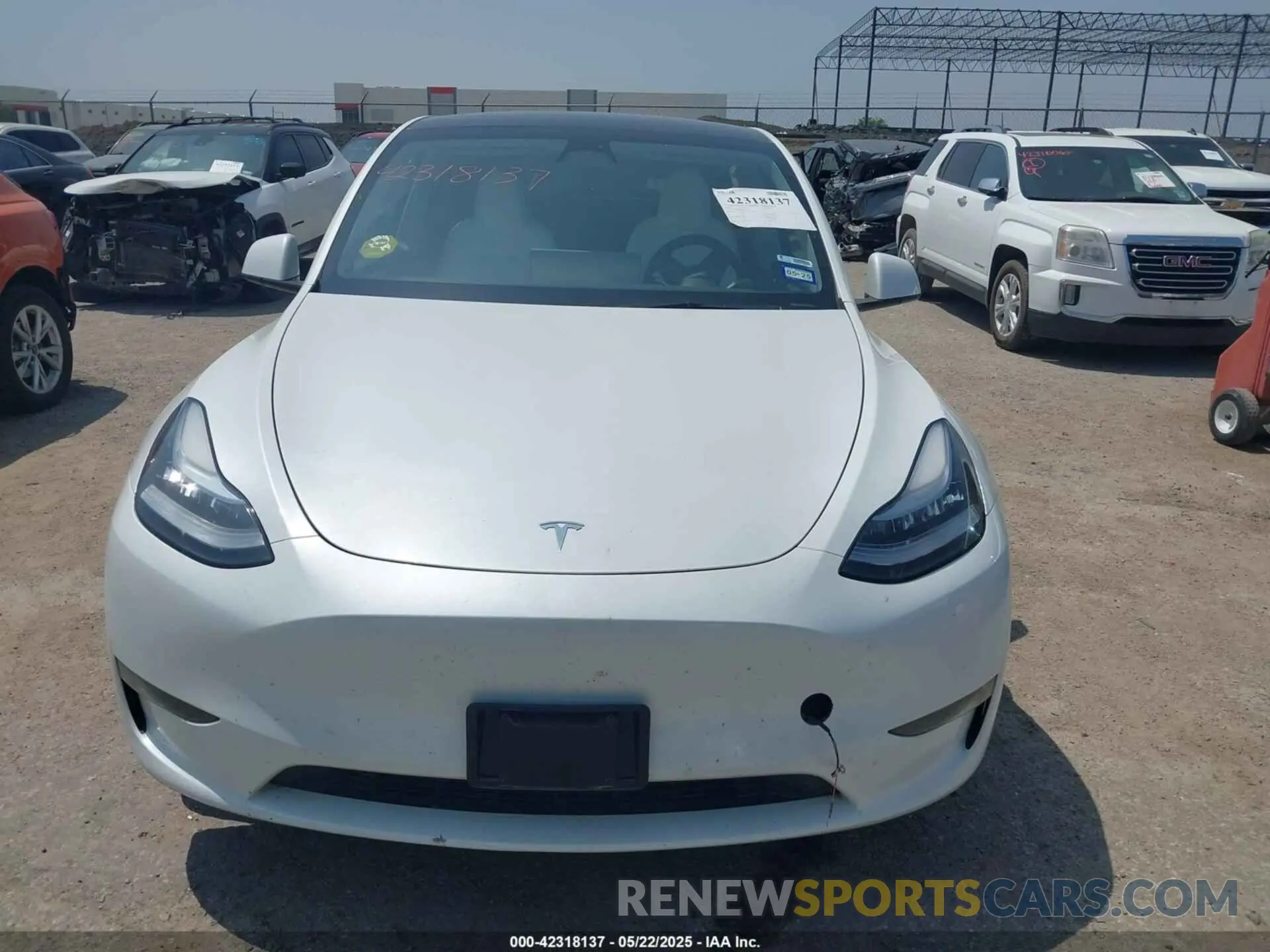 11 Photograph of a damaged car 7SAYGDEE8PA094957 TESLA MODEL Y 2023