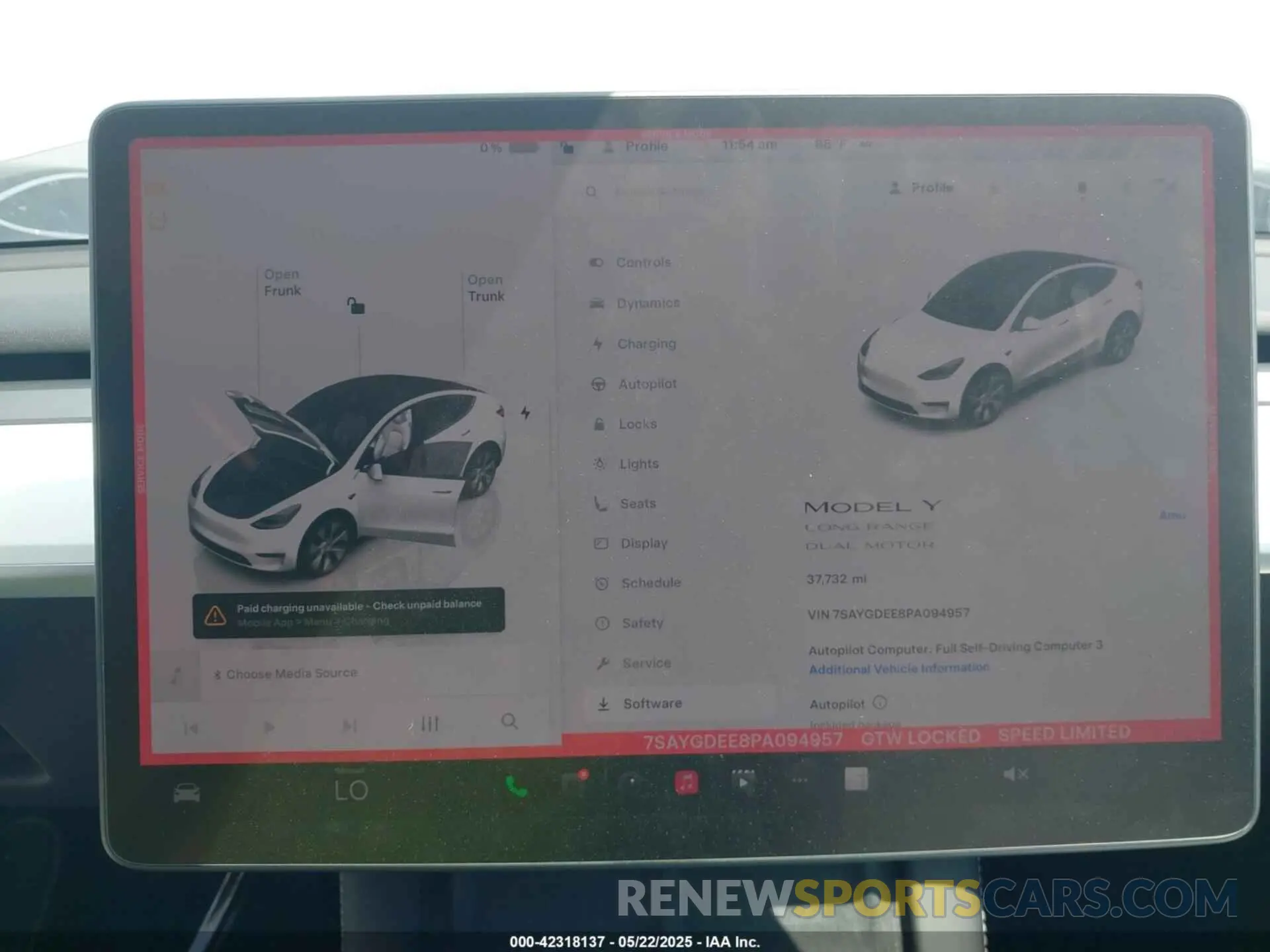 17 Photograph of a damaged car 7SAYGDEE8PA094957 TESLA MODEL Y 2023