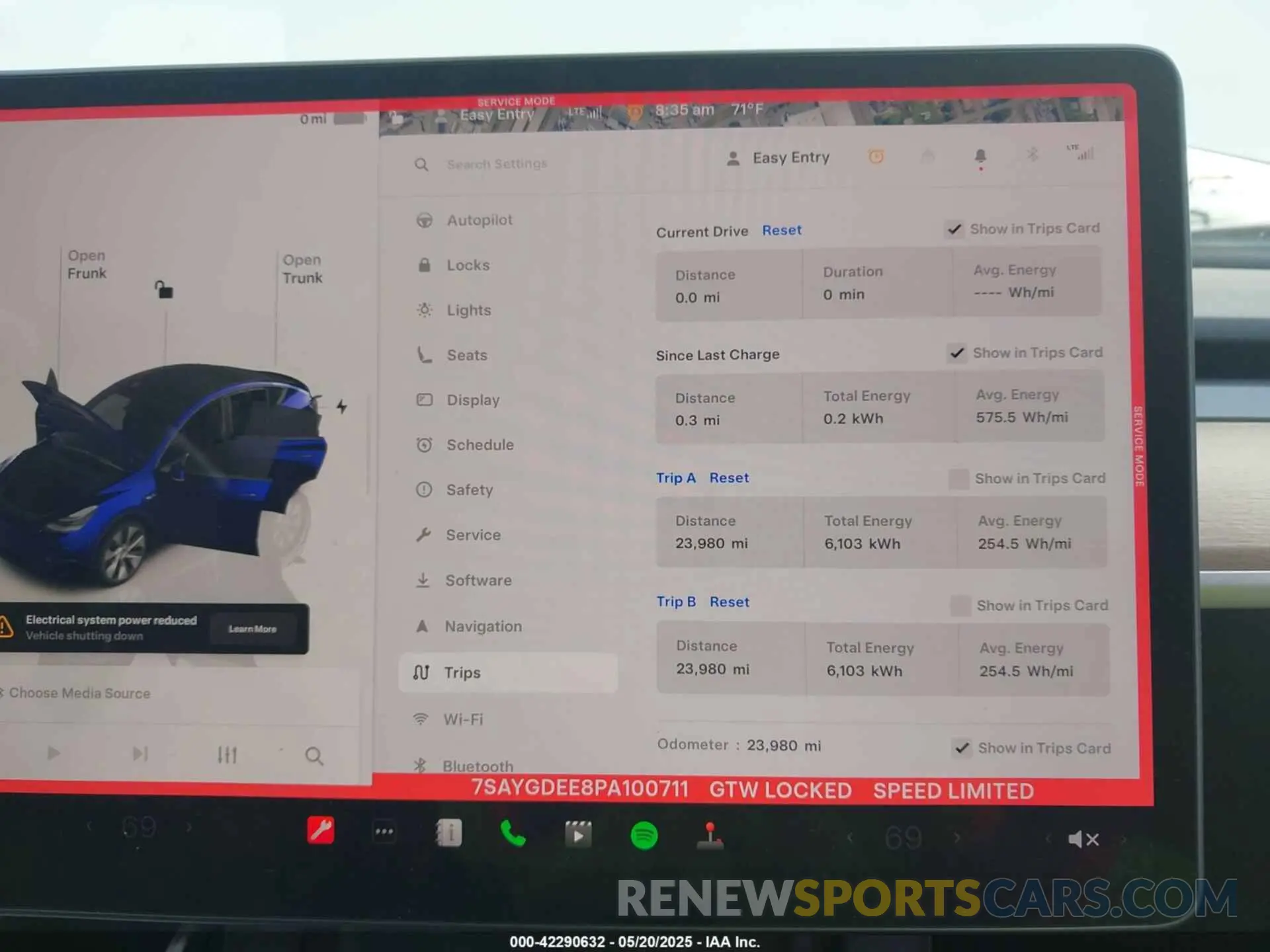 7 Photograph of a damaged car 7SAYGDEE8PA100711 TESLA MODEL Y 2023
