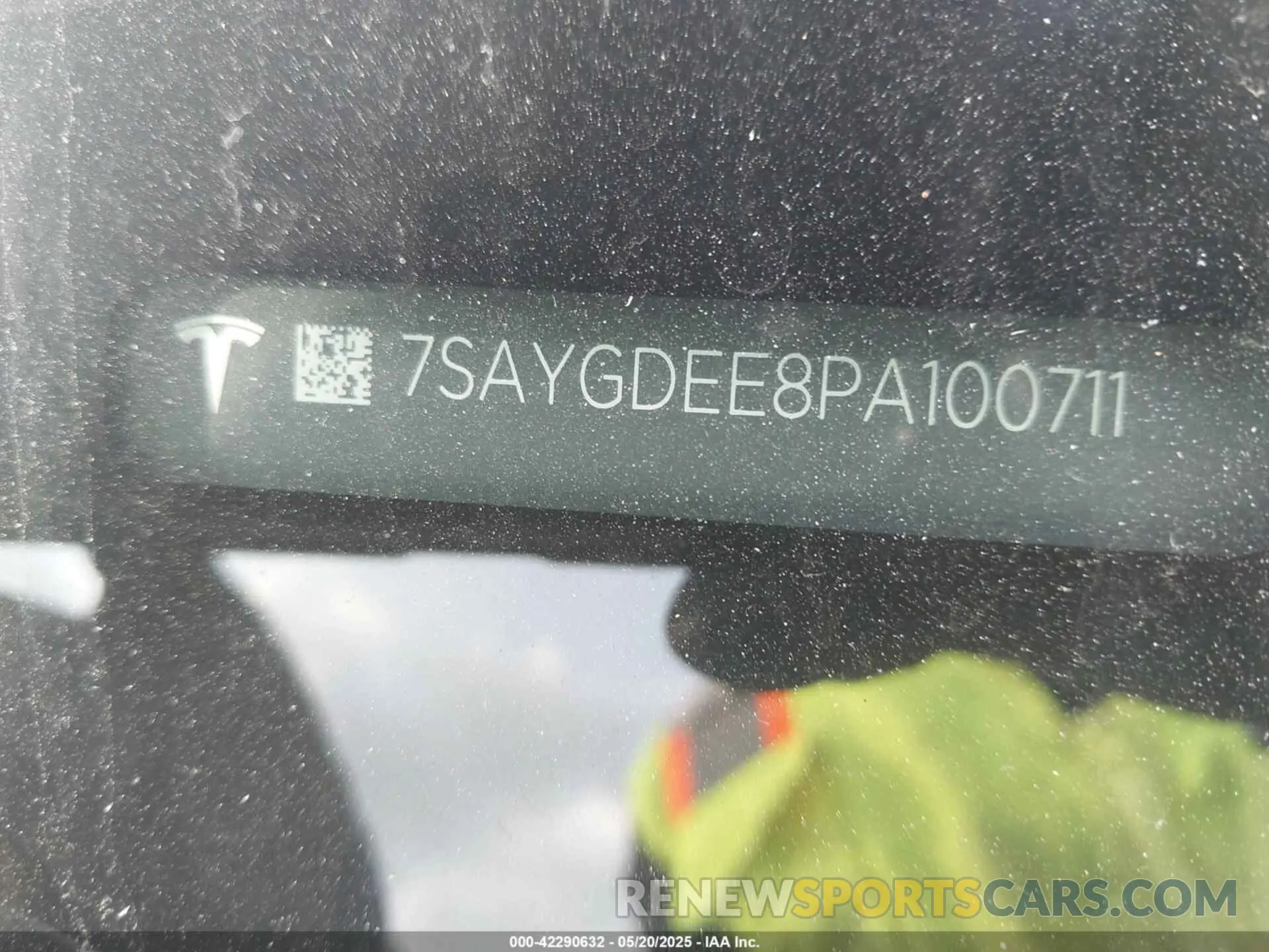9 Photograph of a damaged car 7SAYGDEE8PA100711 TESLA MODEL Y 2023