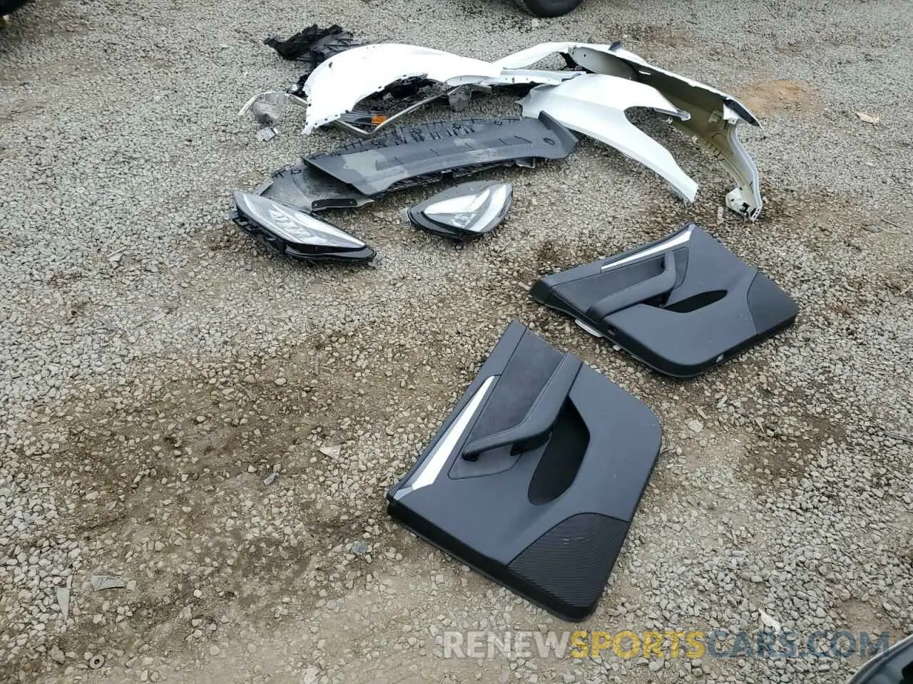 13 Photograph of a damaged car 7SAYGDEE8PA129562 TESLA MODEL Y 2023