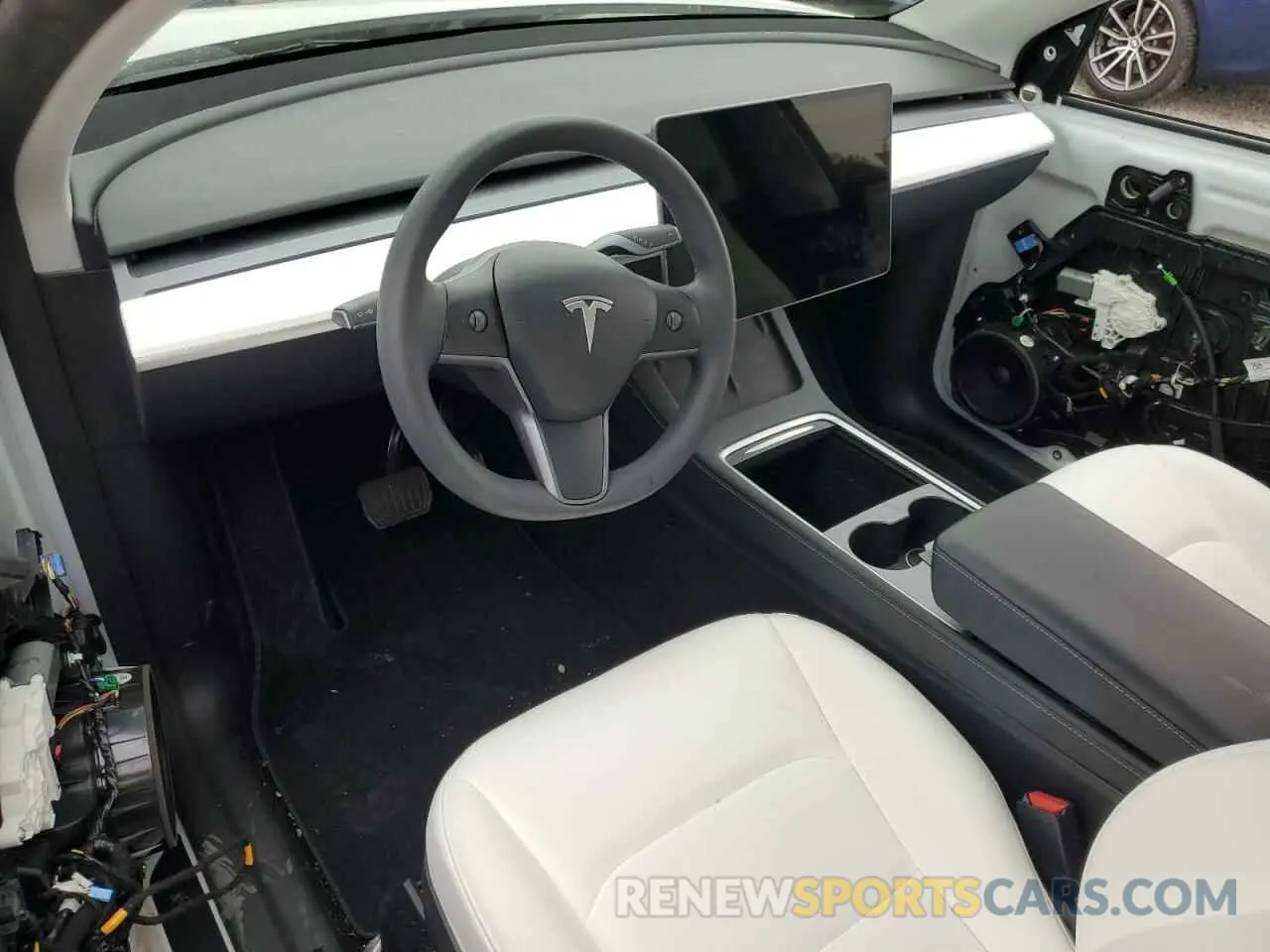 8 Photograph of a damaged car 7SAYGDEE8PA129562 TESLA MODEL Y 2023