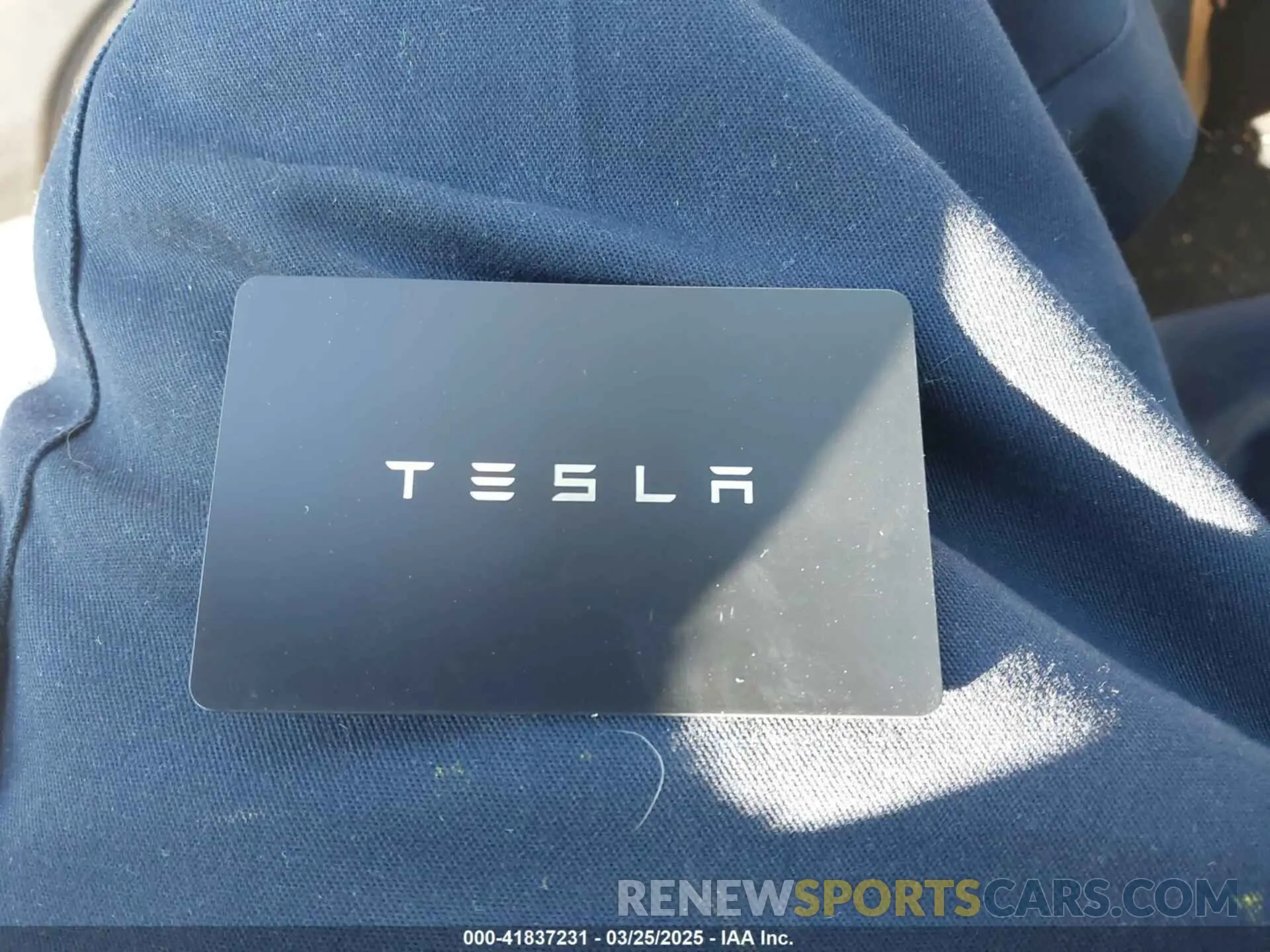11 Photograph of a damaged car 7SAYGDEE8PA140562 TESLA MODEL Y 2023