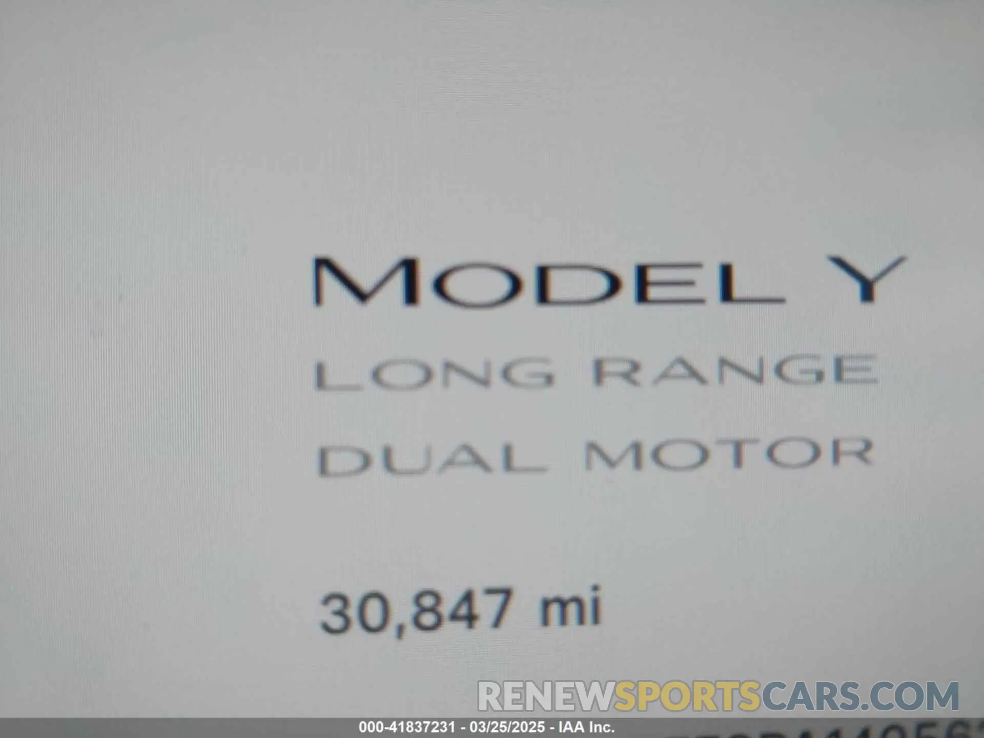 16 Photograph of a damaged car 7SAYGDEE8PA140562 TESLA MODEL Y 2023