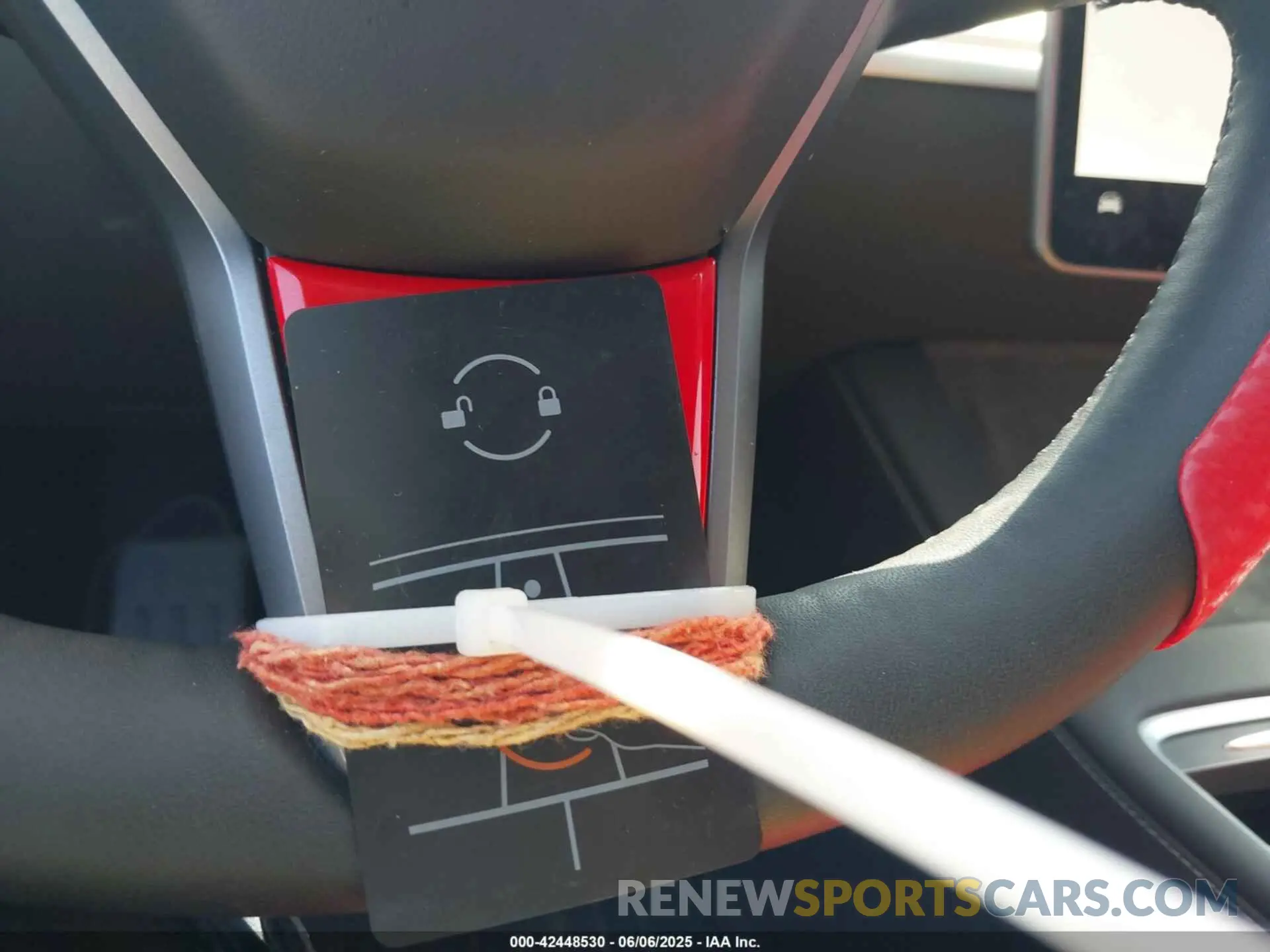 11 Photograph of a damaged car 7SAYGDEE8PA162061 TESLA MODEL Y 2023