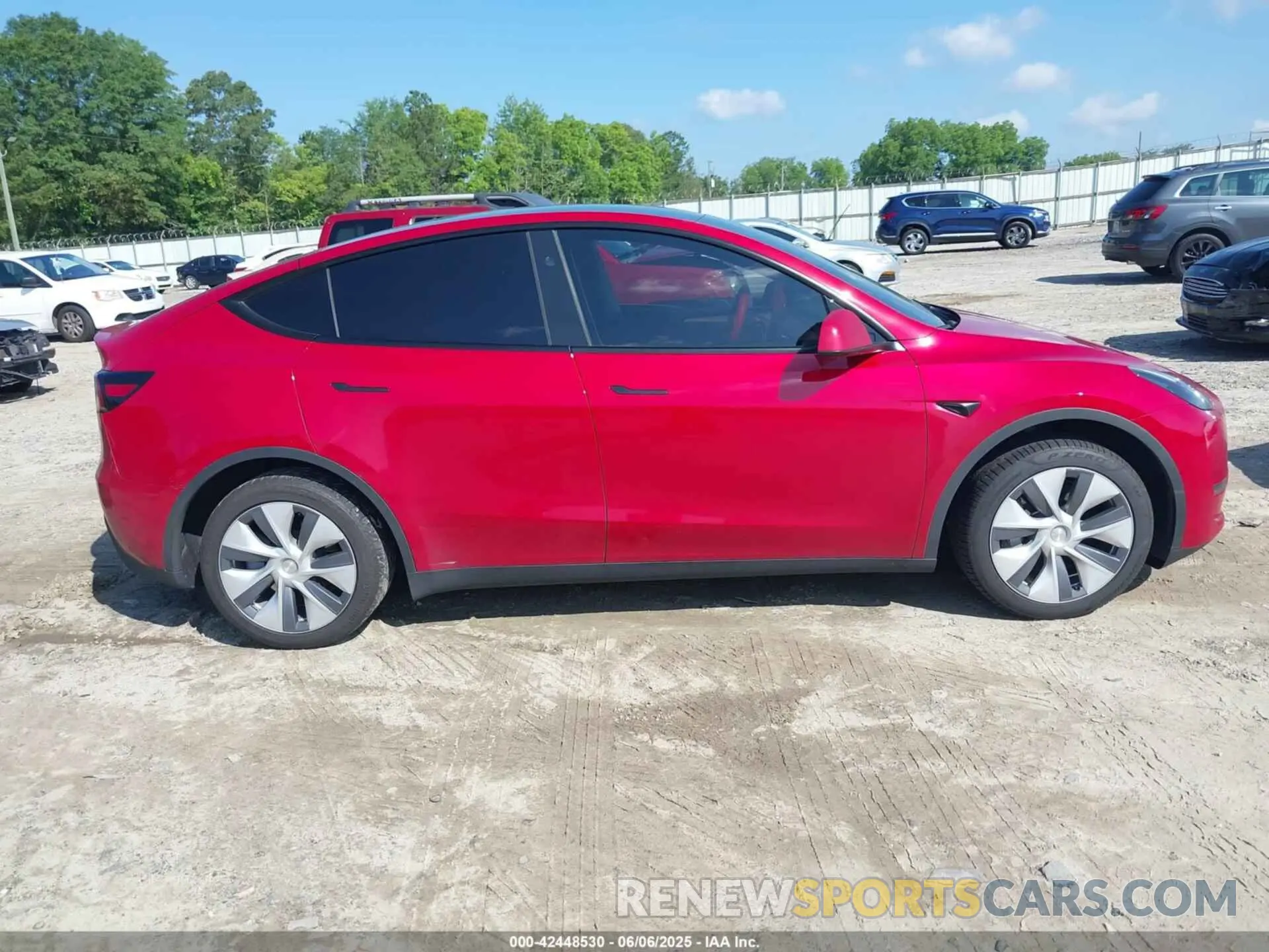 13 Photograph of a damaged car 7SAYGDEE8PA162061 TESLA MODEL Y 2023