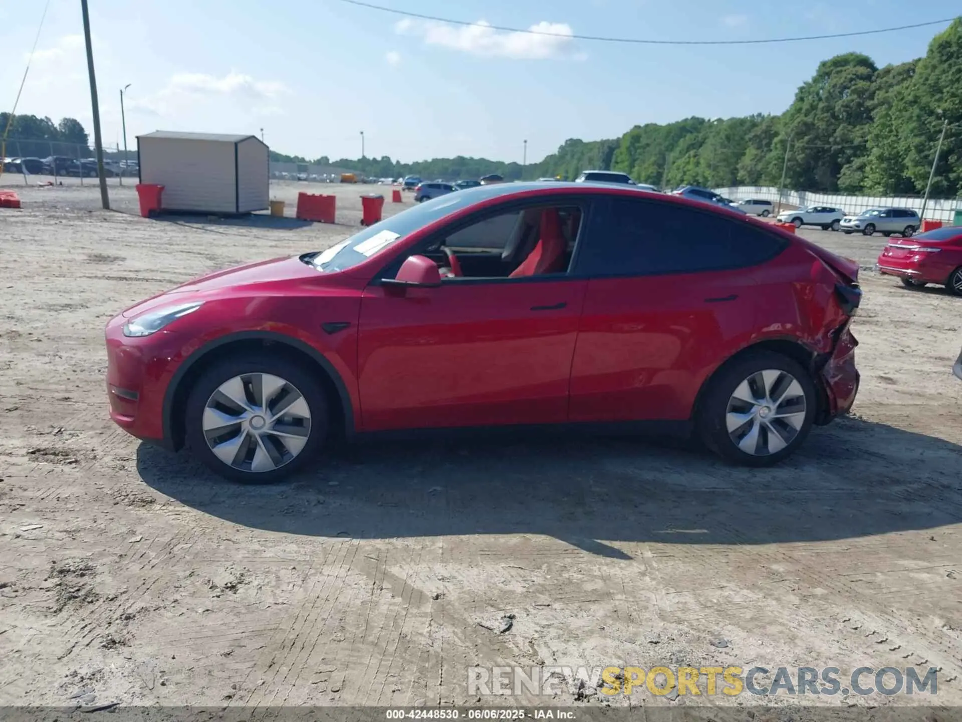 14 Photograph of a damaged car 7SAYGDEE8PA162061 TESLA MODEL Y 2023