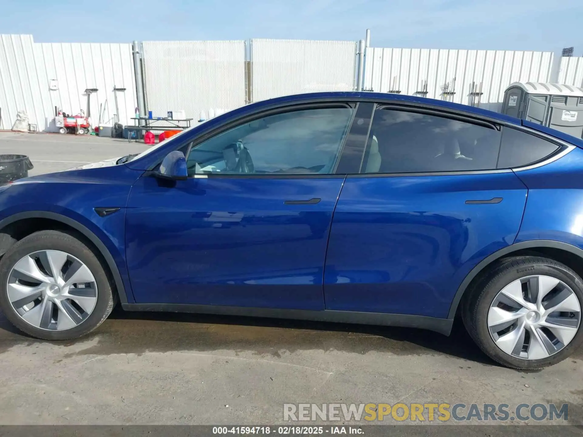 13 Photograph of a damaged car 7SAYGDEE8PA167485 TESLA MODEL Y 2023