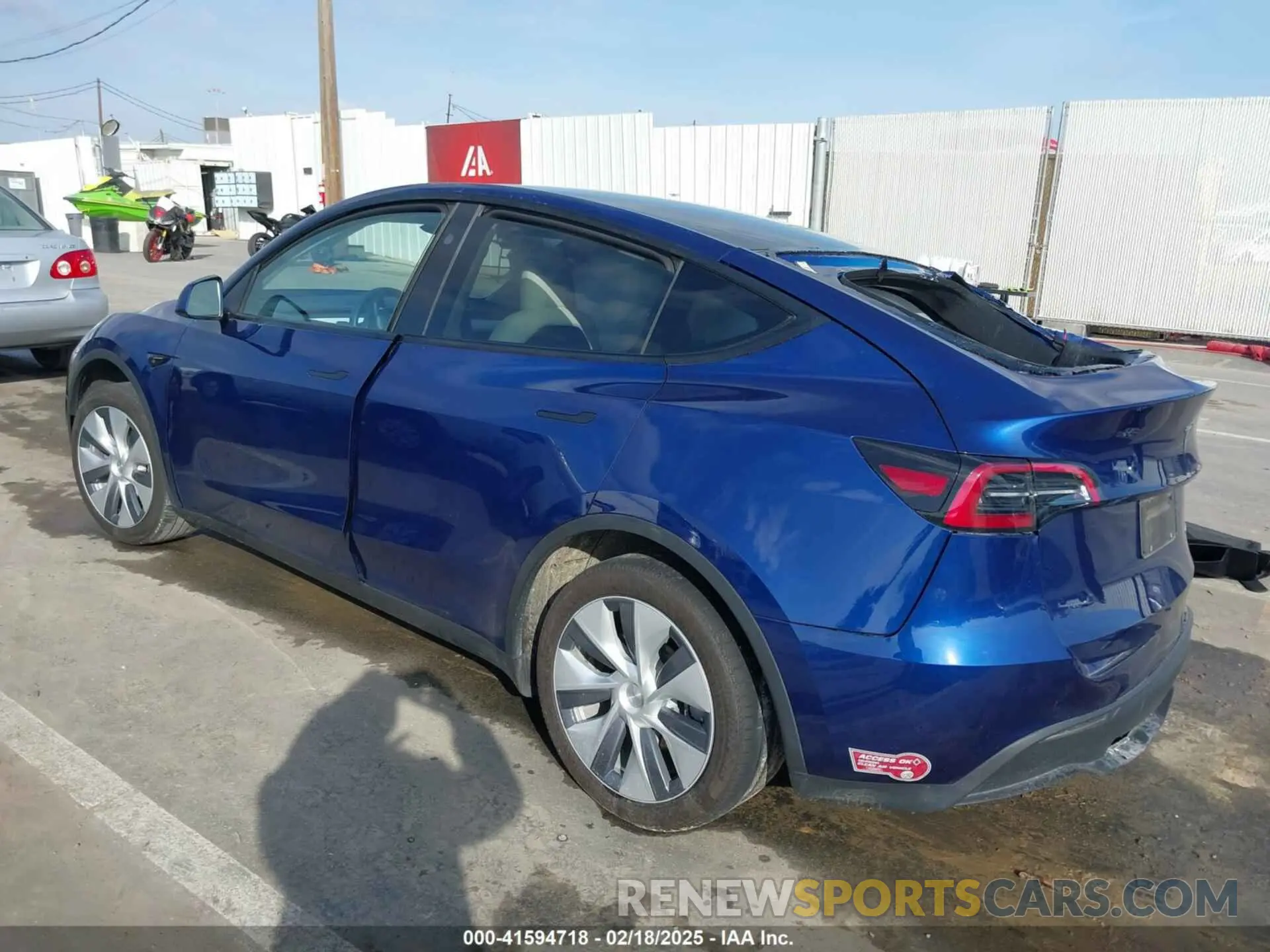 3 Photograph of a damaged car 7SAYGDEE8PA167485 TESLA MODEL Y 2023