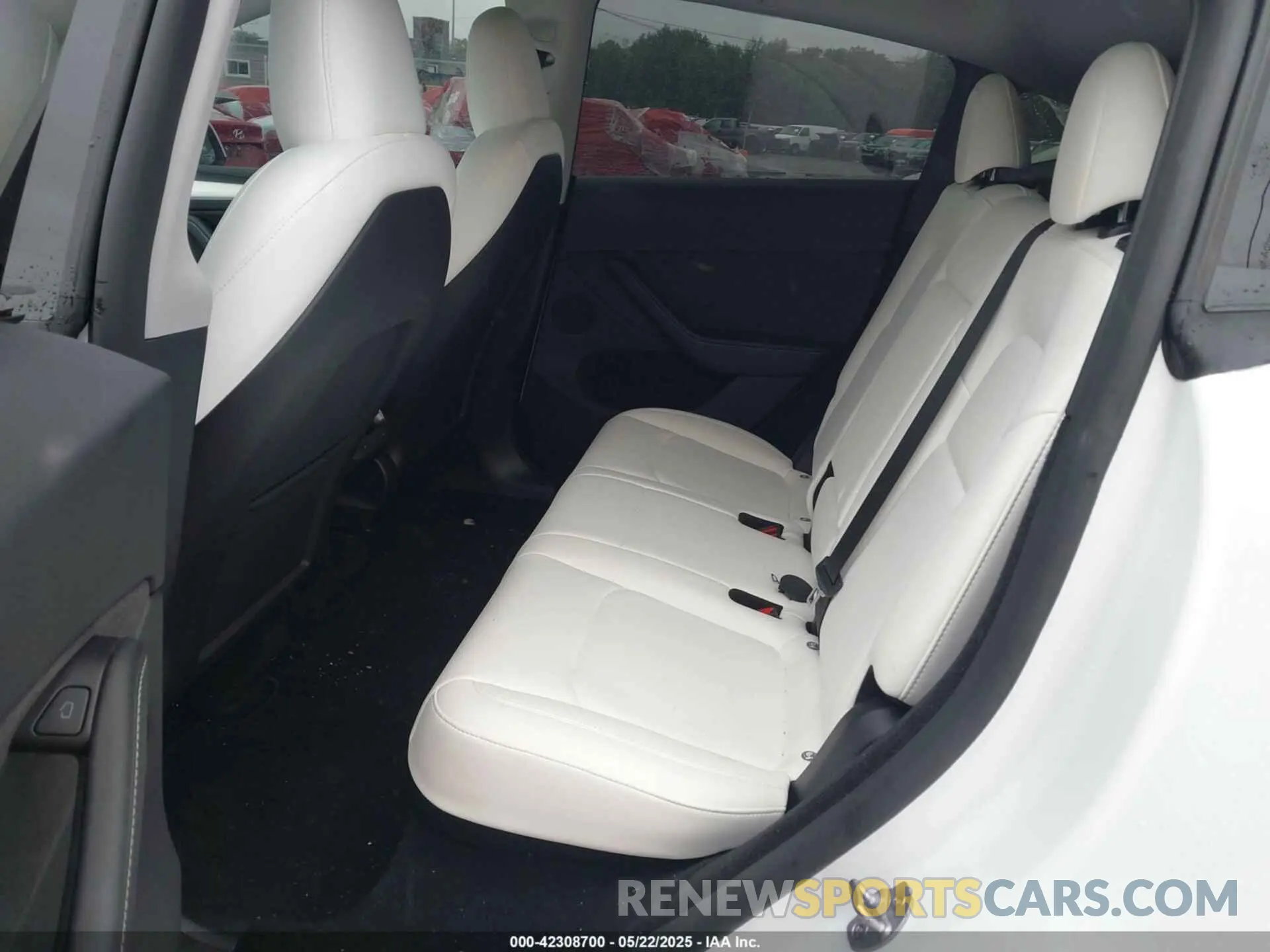 8 Photograph of a damaged car 7SAYGDEE8PA172217 TESLA MODEL Y 2023