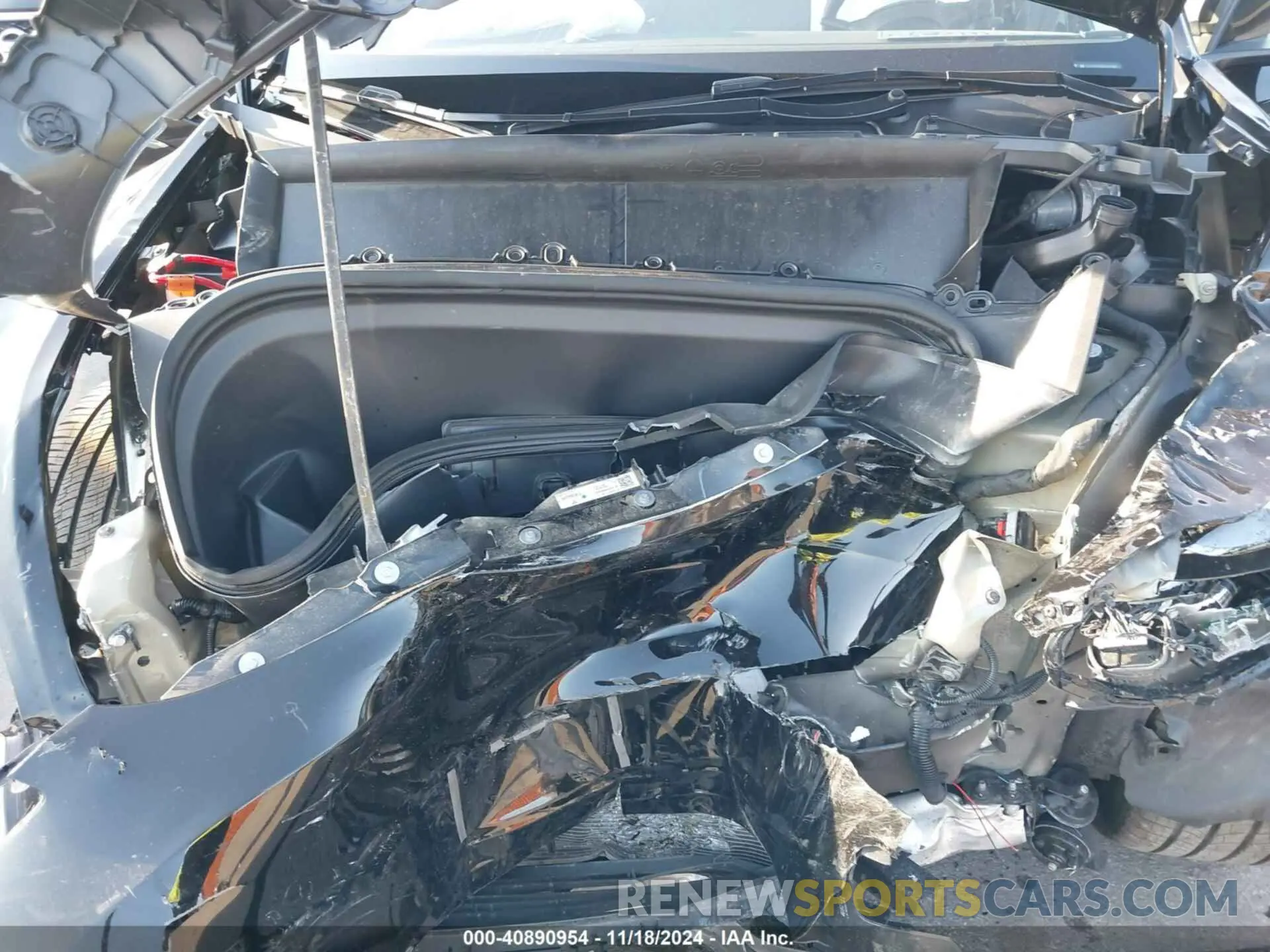 10 Photograph of a damaged car 7SAYGDEE8PA177580 TESLA MODEL Y 2023