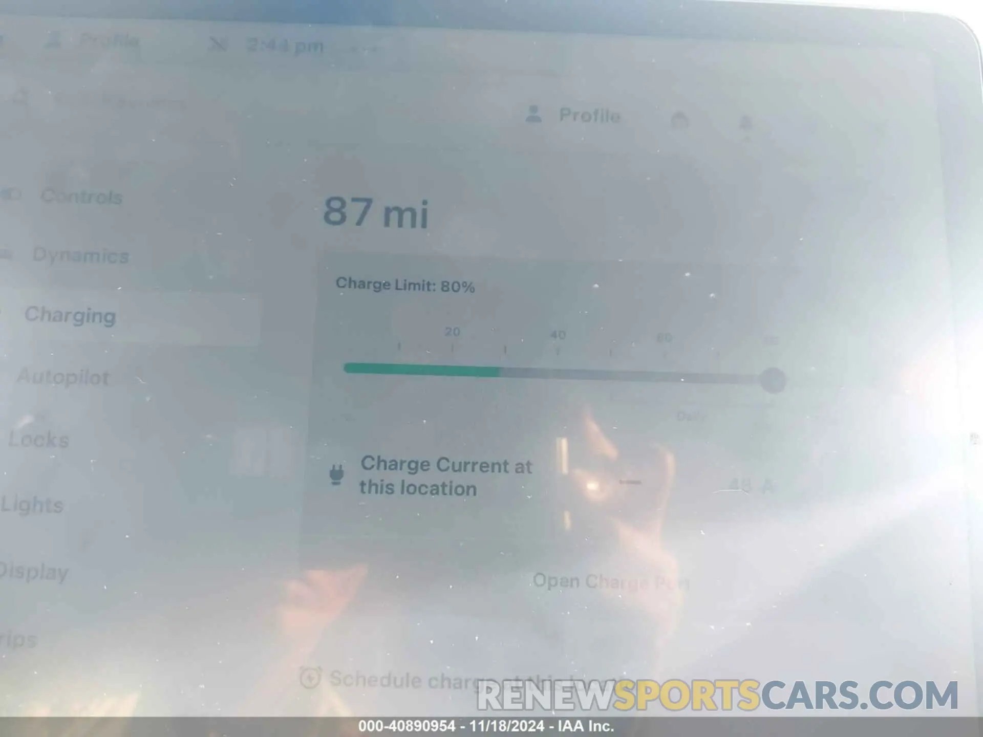 18 Photograph of a damaged car 7SAYGDEE8PA177580 TESLA MODEL Y 2023