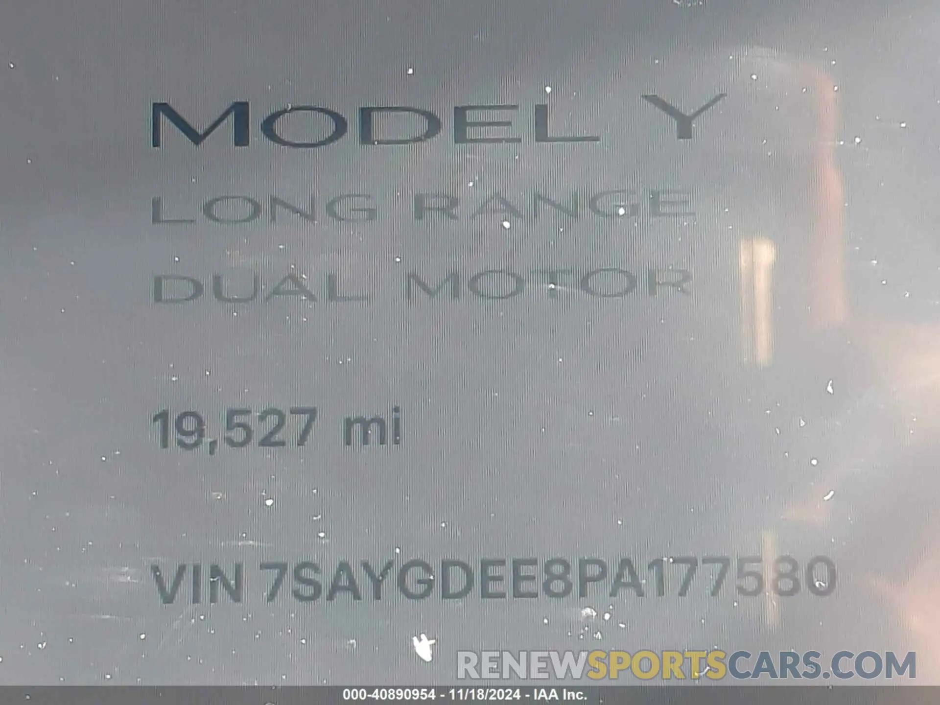 7 Photograph of a damaged car 7SAYGDEE8PA177580 TESLA MODEL Y 2023