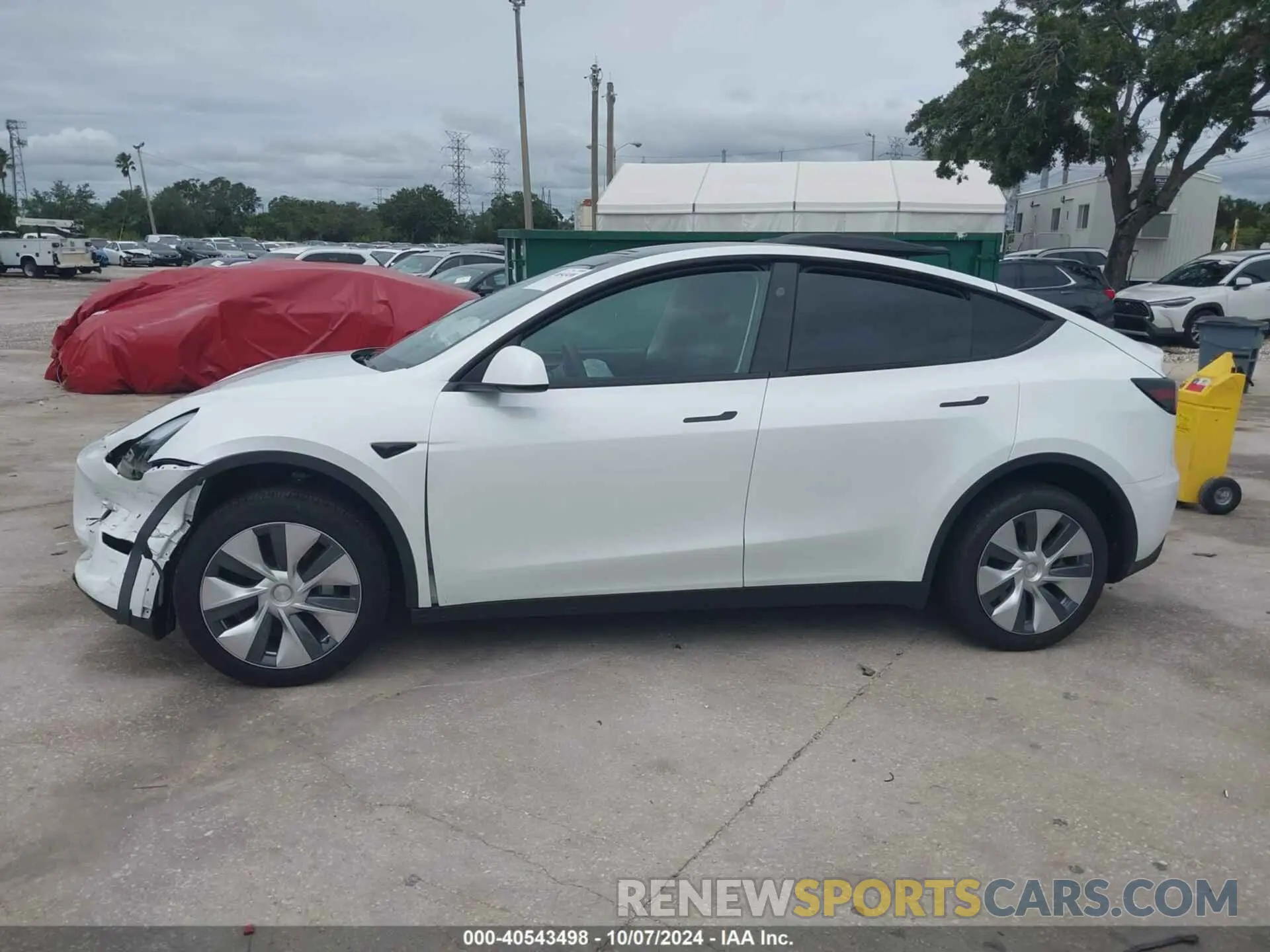 13 Photograph of a damaged car 7SAYGDEE8PA179376 TESLA MODEL Y 2023