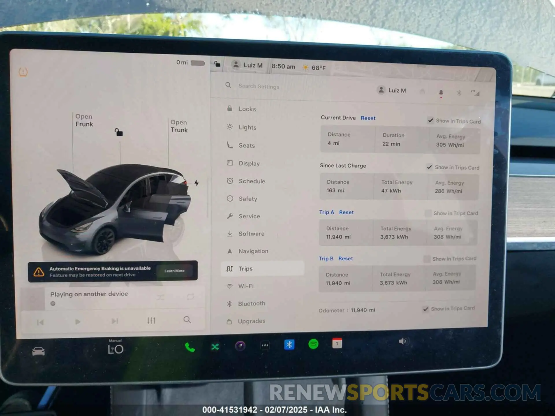 7 Photograph of a damaged car 7SAYGDEE8PA183198 TESLA MODEL Y 2023