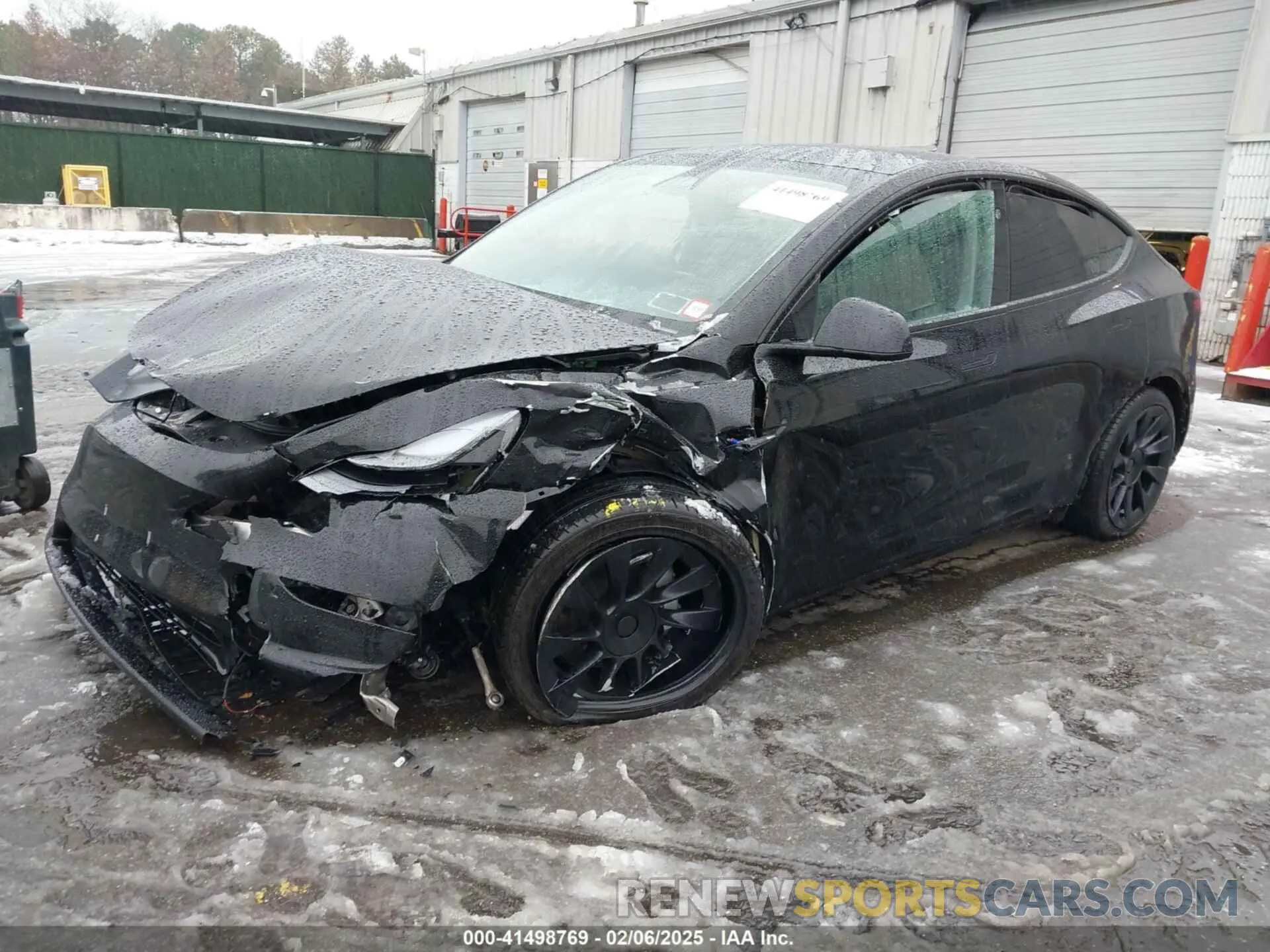 2 Photograph of a damaged car 7SAYGDEE8PA183301 TESLA MODEL Y 2023