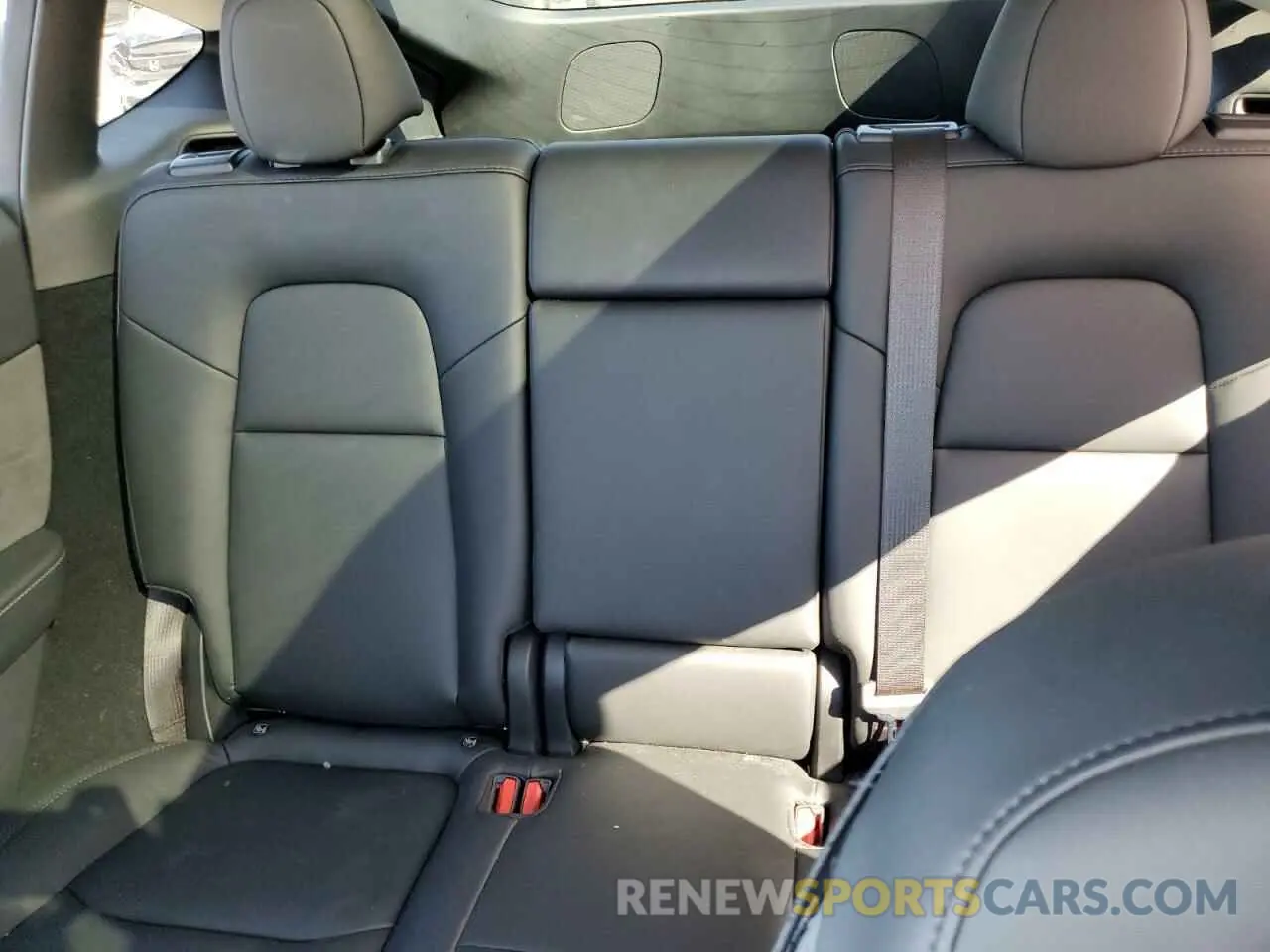 11 Photograph of a damaged car 7SAYGDEE8PA184545 TESLA MODEL Y 2023