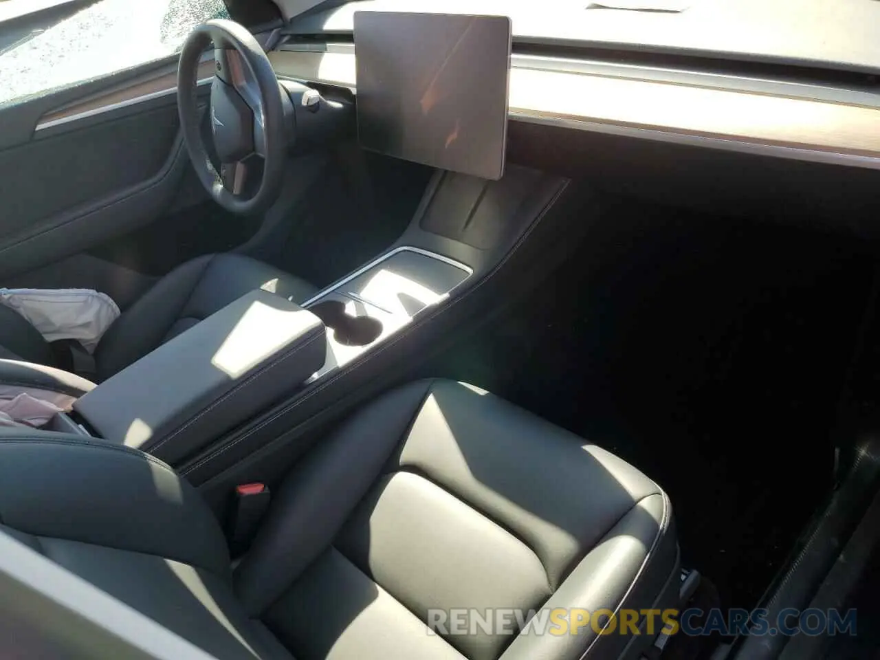 8 Photograph of a damaged car 7SAYGDEE8PA184545 TESLA MODEL Y 2023