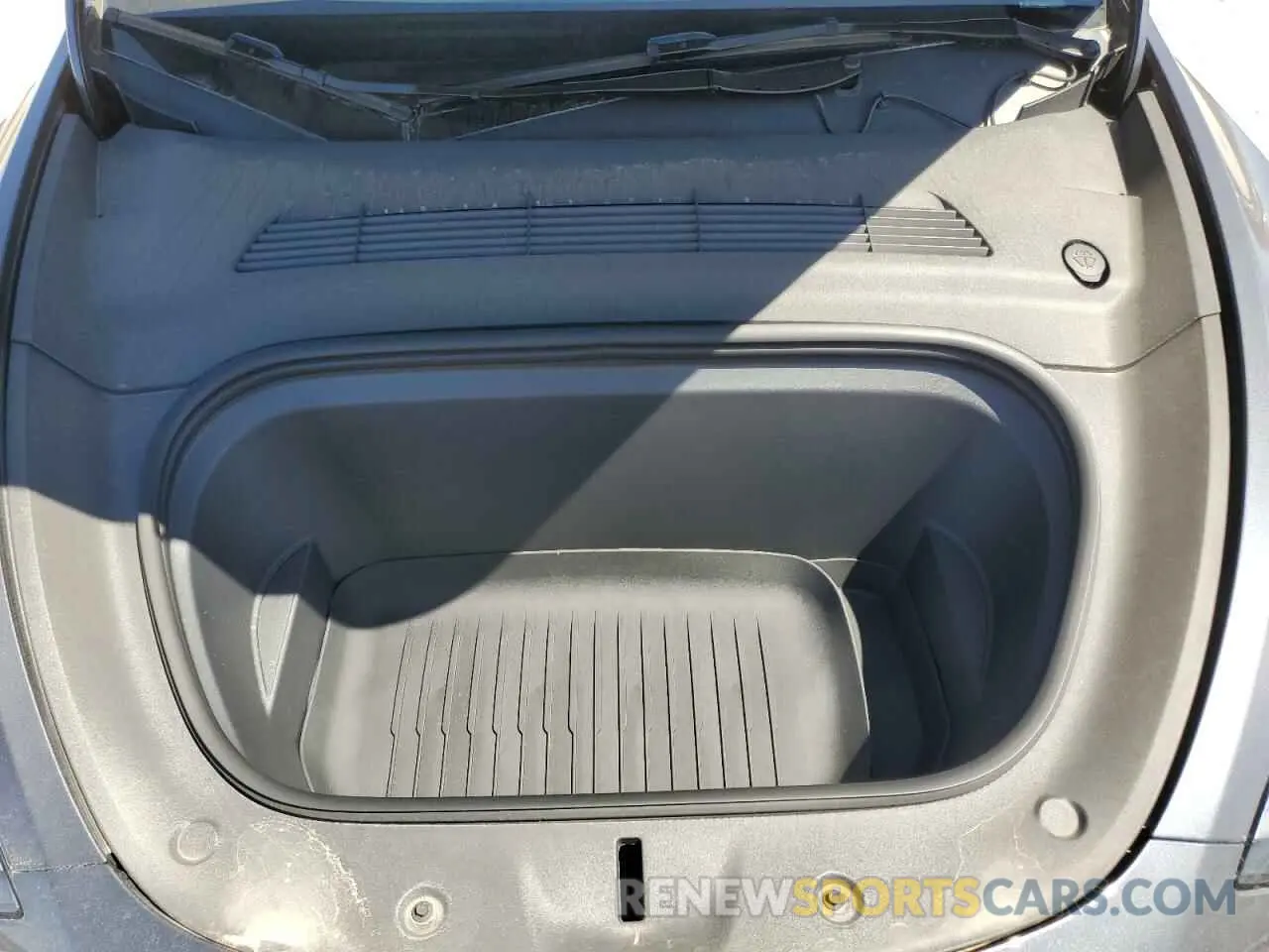 13 Photograph of a damaged car 7SAYGDEE8PA185193 TESLA MODEL Y 2023