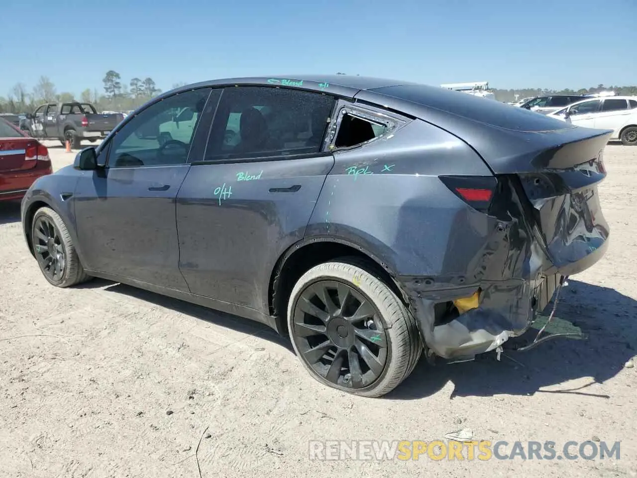 2 Photograph of a damaged car 7SAYGDEE8PA185193 TESLA MODEL Y 2023