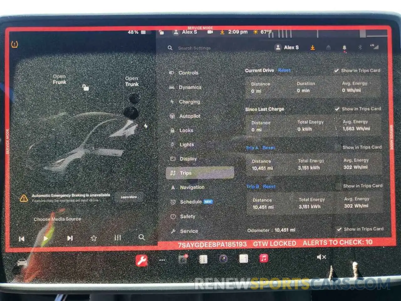 9 Photograph of a damaged car 7SAYGDEE8PA185193 TESLA MODEL Y 2023