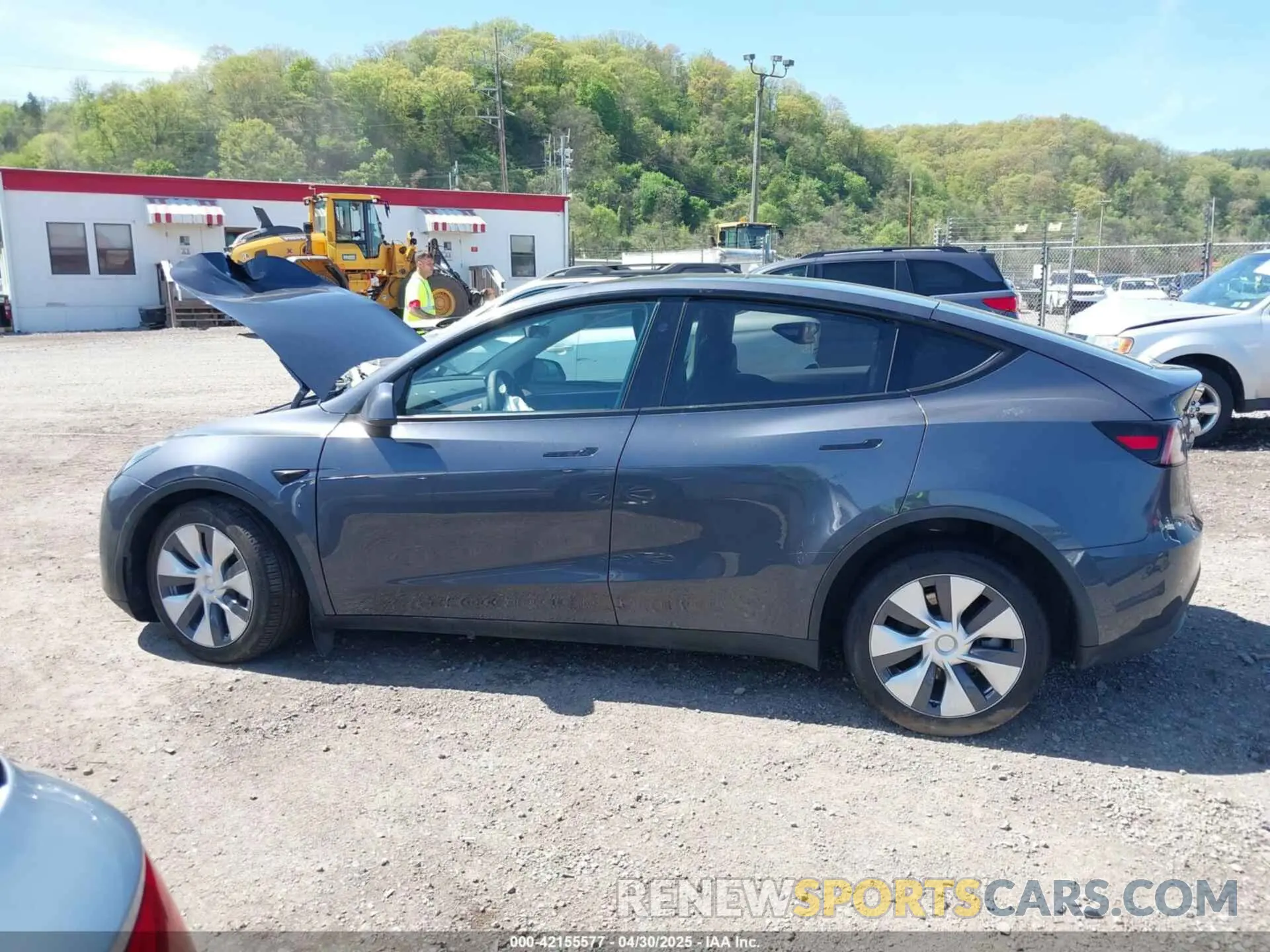15 Photograph of a damaged car 7SAYGDEE8PA191415 TESLA MODEL Y 2023