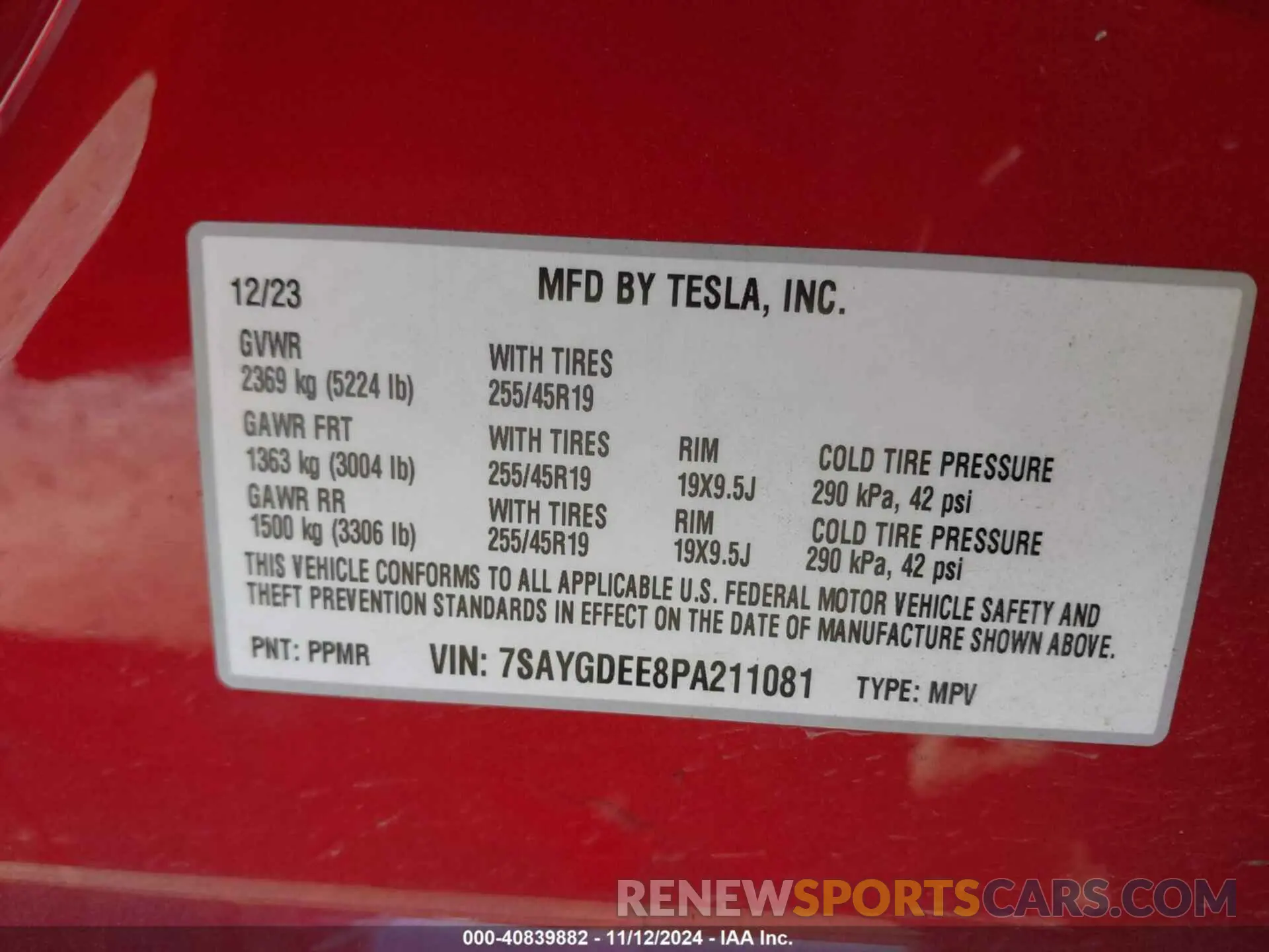 9 Photograph of a damaged car 7SAYGDEE8PA211081 TESLA MODEL Y 2023