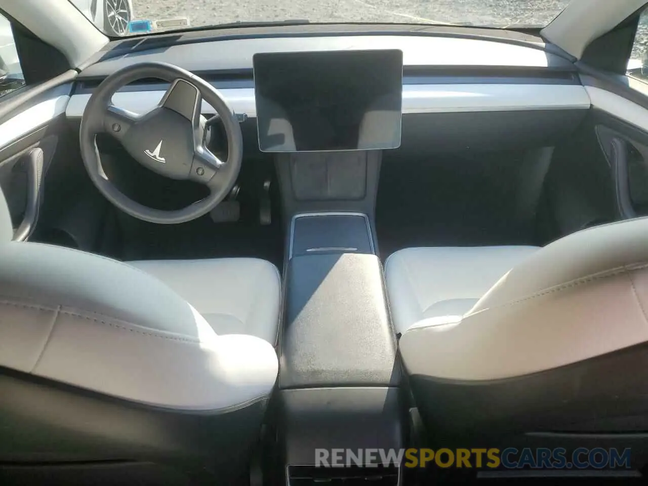 8 Photograph of a damaged car 7SAYGDEE8PF589095 TESLA MODEL Y 2023